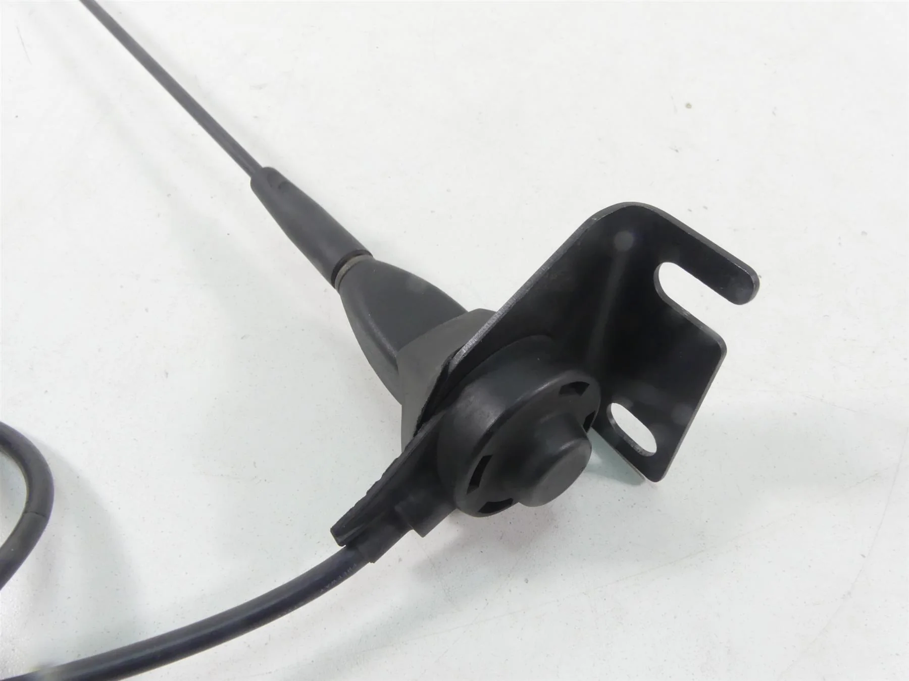 2020 Indian Roadmaster Radio AM / FM Antenna & Cable Set 2414780 Rev01 4012213 - Image 5