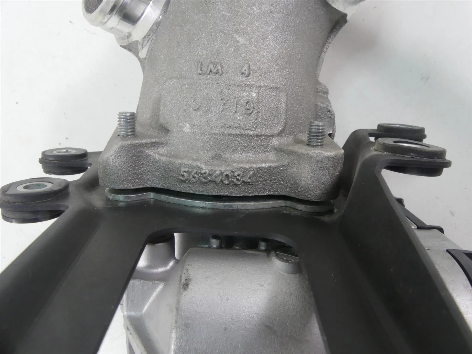 2020 Indian Roadmaster Throttle Body Fuel Injectors & Intake Manifold 1204685 - Image 7