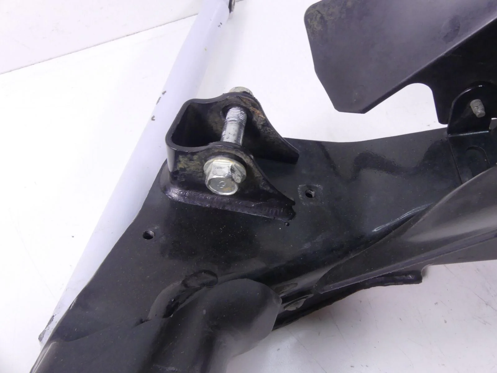 2020 Kawasaki KRX KRF 1000 Teryx Rear Right Trailing Arm Hub Spindle 39007-0429 - Image 5