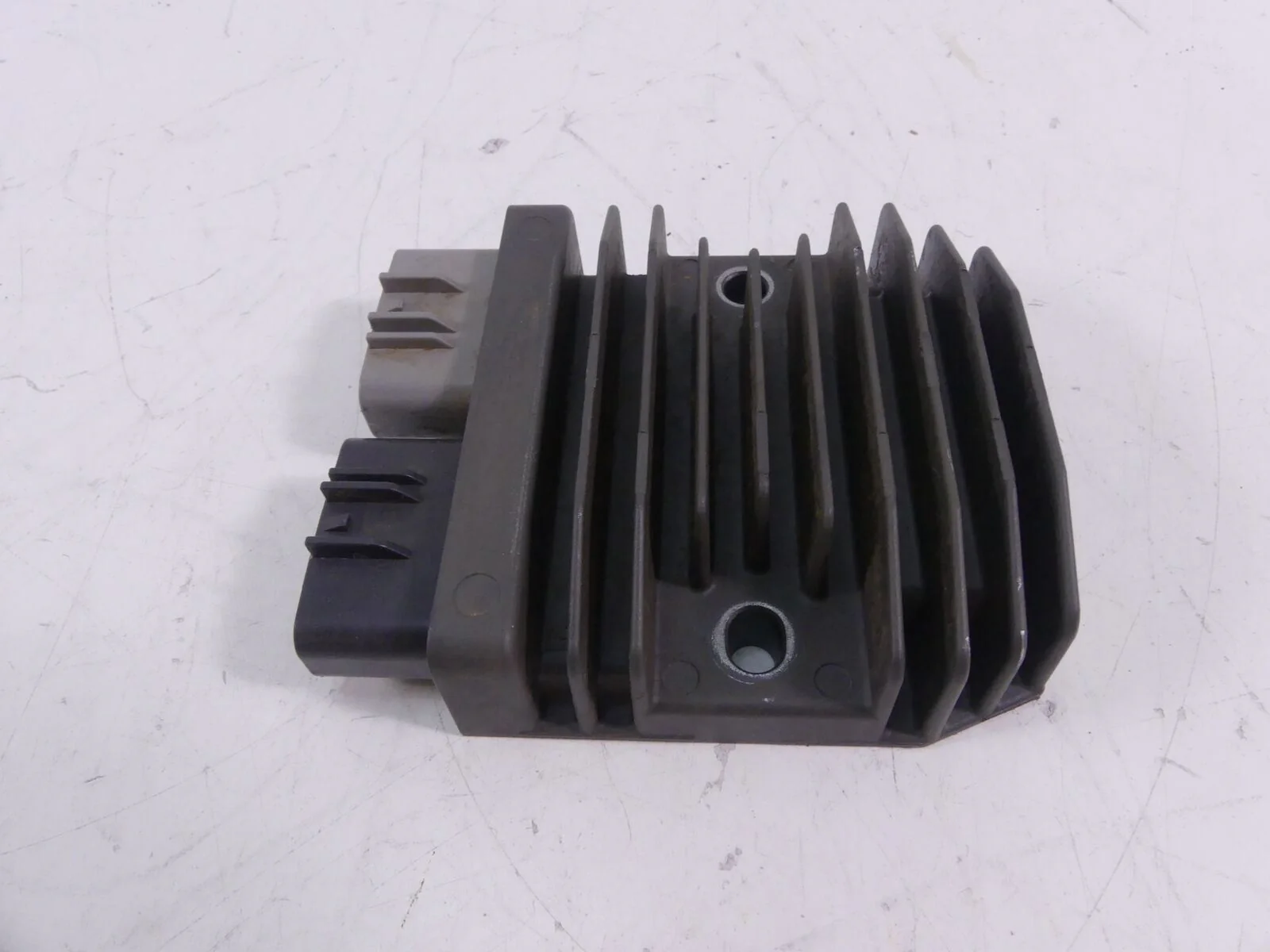 2020 Kawasaki KRX KRF 1000 Teryx Rectifier Voltage Regulator 21066-0771 - Image 2