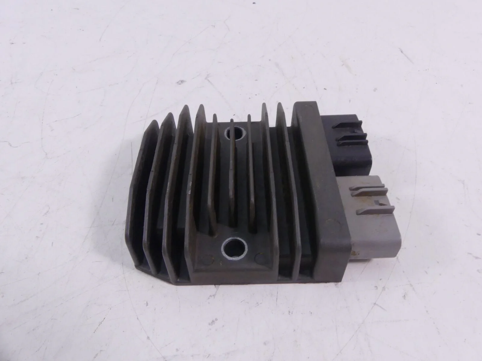2020 Kawasaki KRX KRF 1000 Teryx Rectifier Voltage Regulator 21066-0771 - Image 3