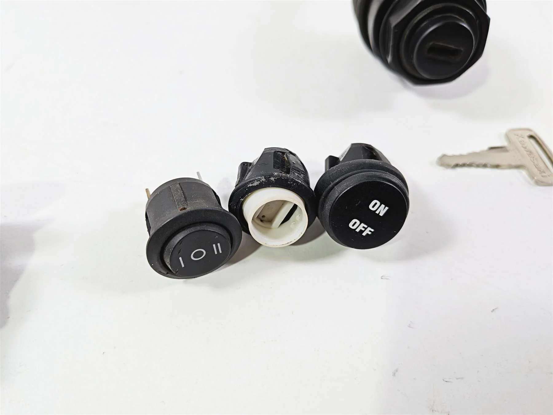 2020 Kawasaki Teryx KRX KRF 1000 All Switch & Ignition Switch Set 27005-0643 - Image 9