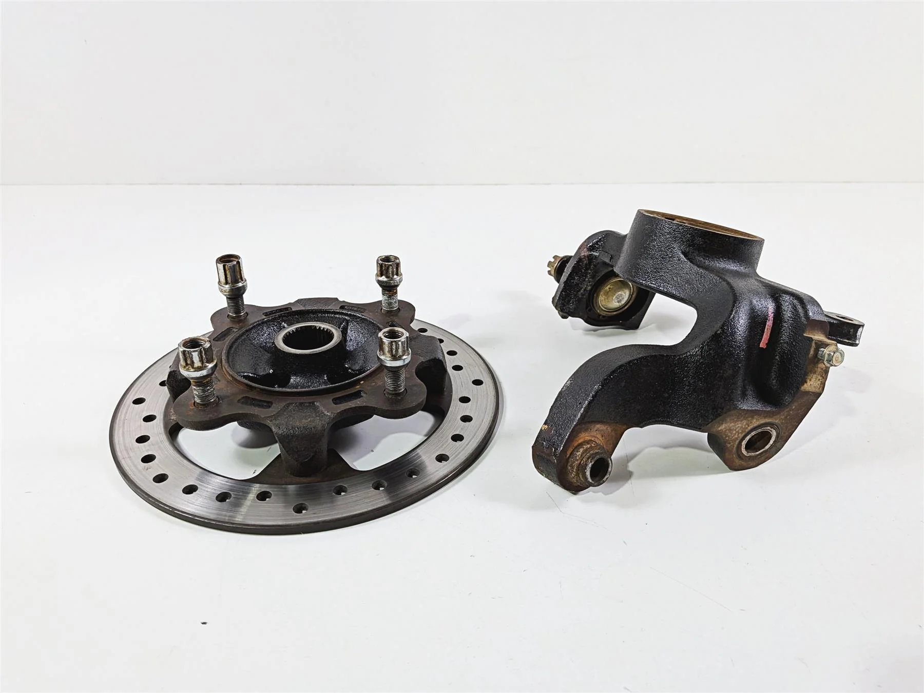 2020 Kawasaki Teryx KRX KRF 1000 Front Right Spindle & Wheel Hub 39186-0333 - Image 2