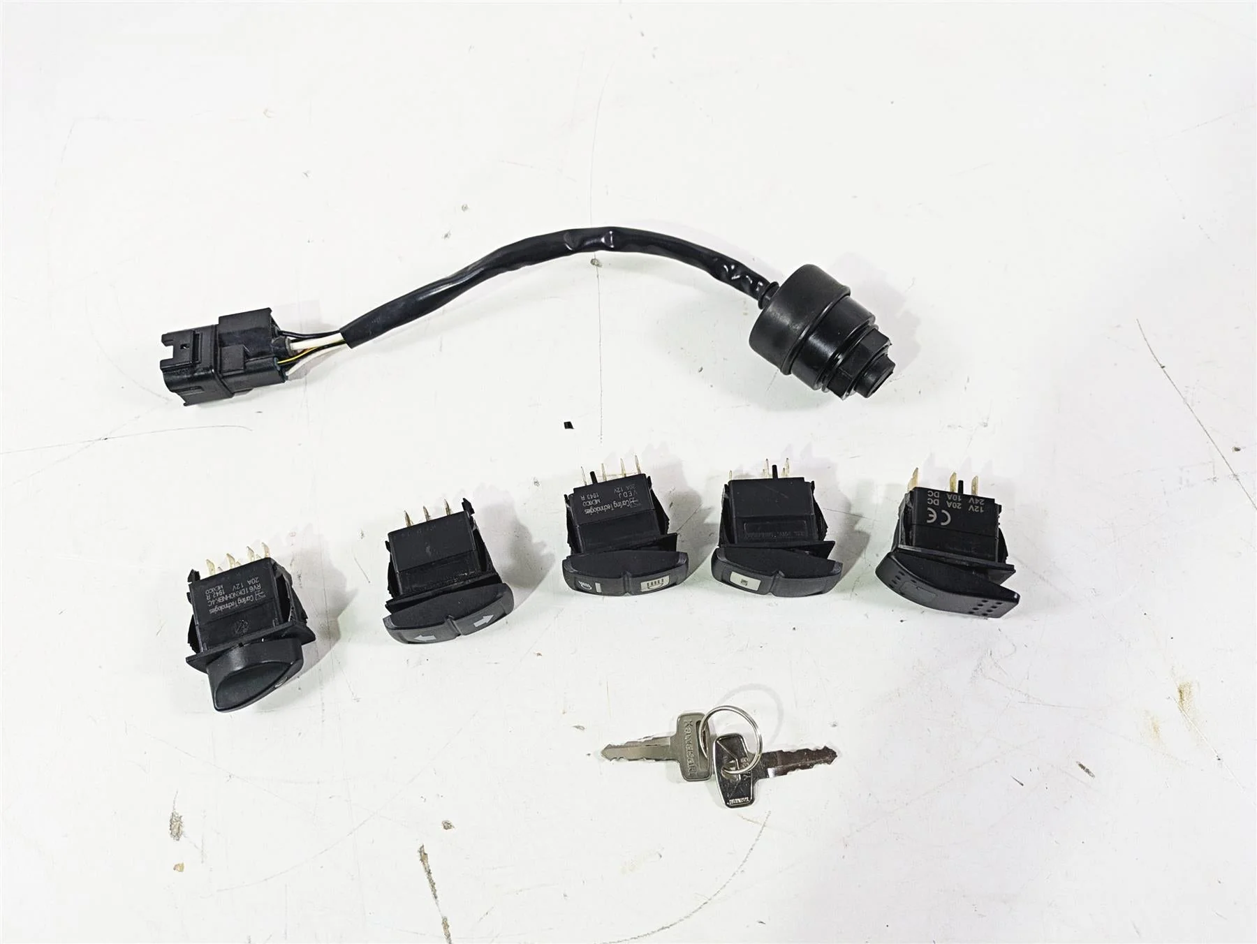 2020 Kawasaki Teryx KRX KRF 1000 Ignition Light Awd Switch & Key Set 27005-0643 - Image 4