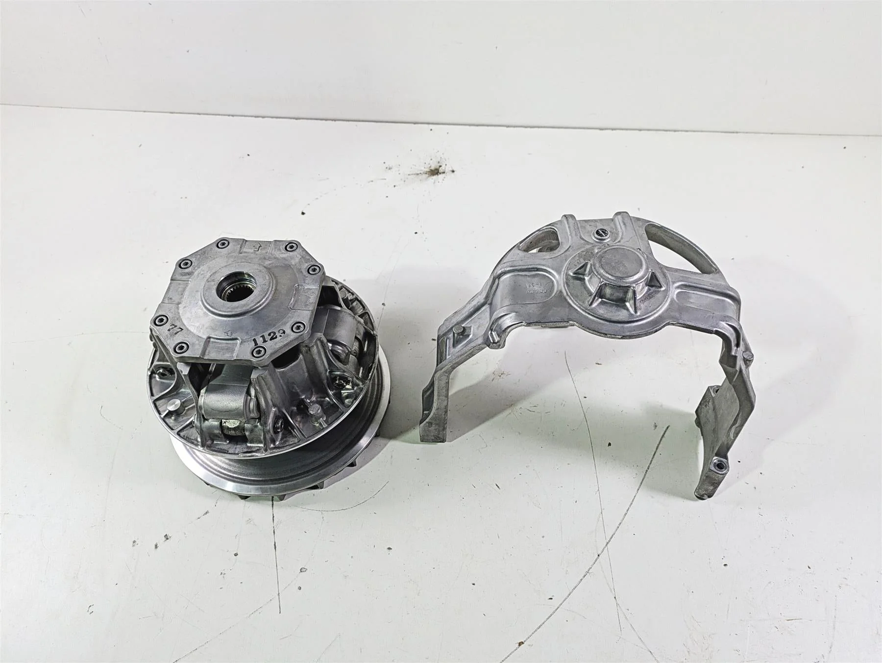 2020 Kawasaki Teryx KRX KRF 1000 Primary Drive Clutch 49093-0075 49093-0077 - Image 2