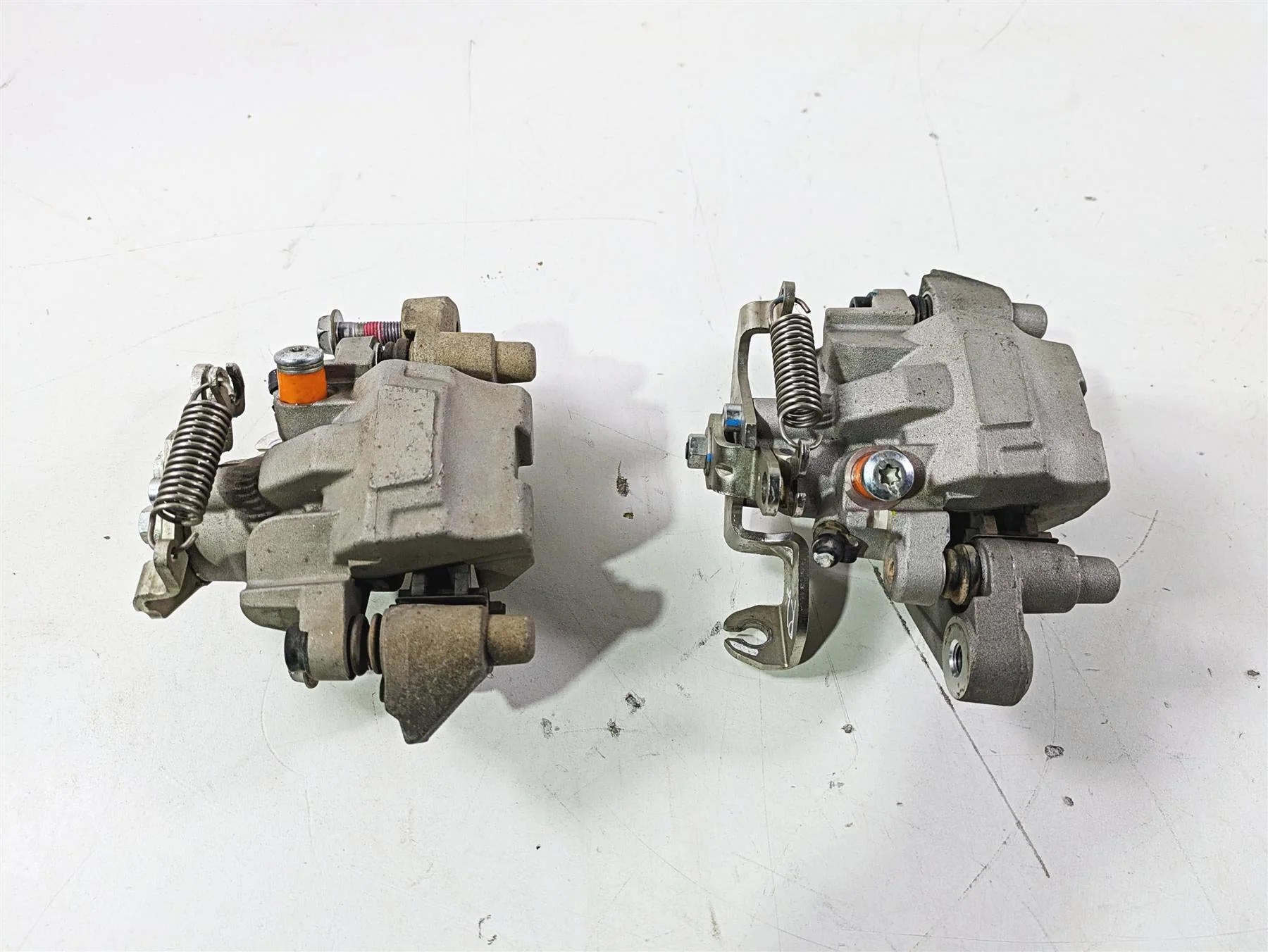 2020 Kawasaki Teryx KRX KRF 1000 Rear Bake Caliper Set 43080-0223 43080-0224 - Image 2