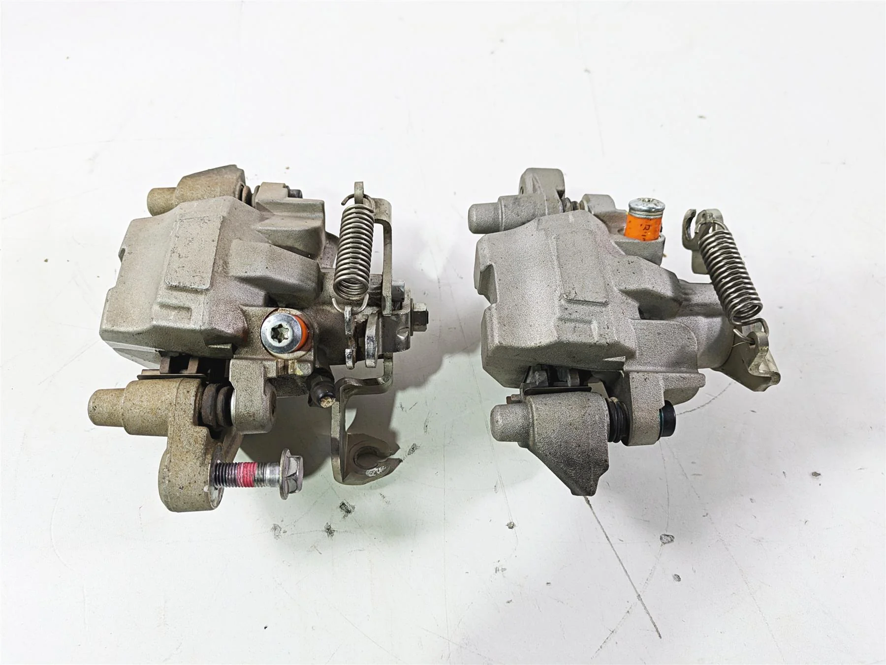 2020 Kawasaki Teryx KRX KRF 1000 Rear Bake Caliper Set 43080-0223 43080-0224 - Image 4