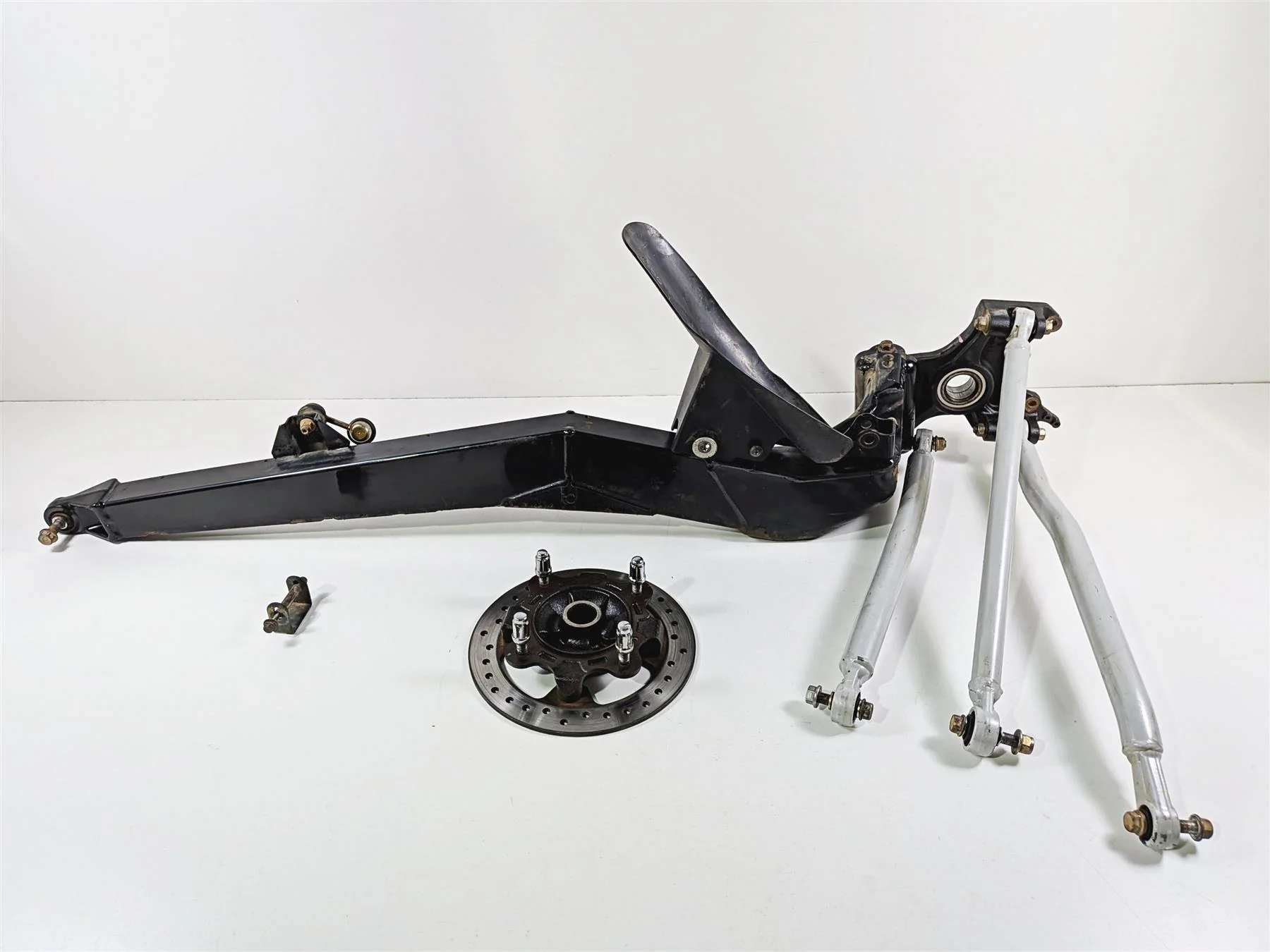 2020 Kawasaki Teryx KRX KRF 1000 Rear Right Trailing Arm 39007-0429 39186-0326