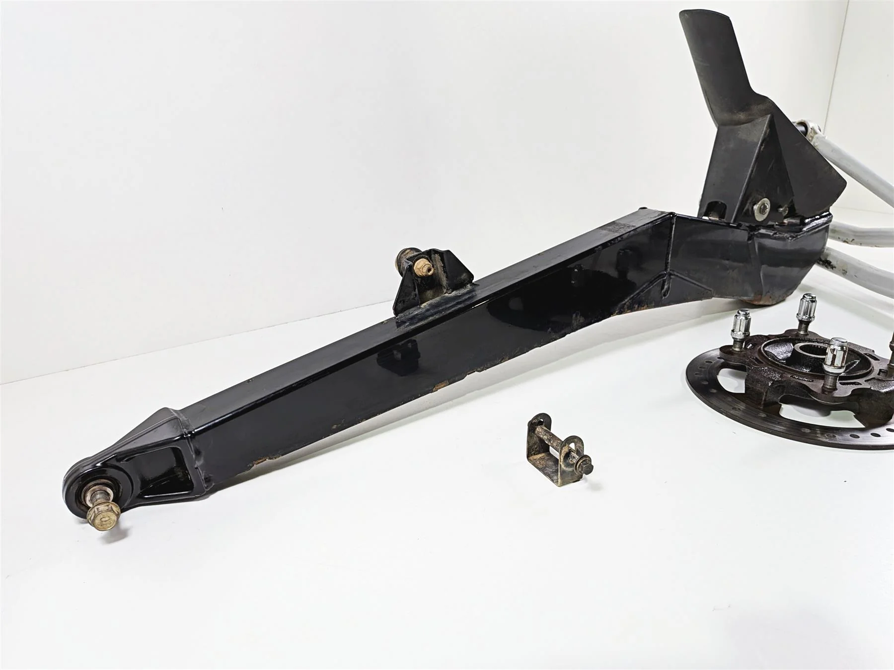 2020 Kawasaki Teryx KRX KRF 1000 Rear Right Trailing Arm 39007-0429 39186-0326 - Image 4