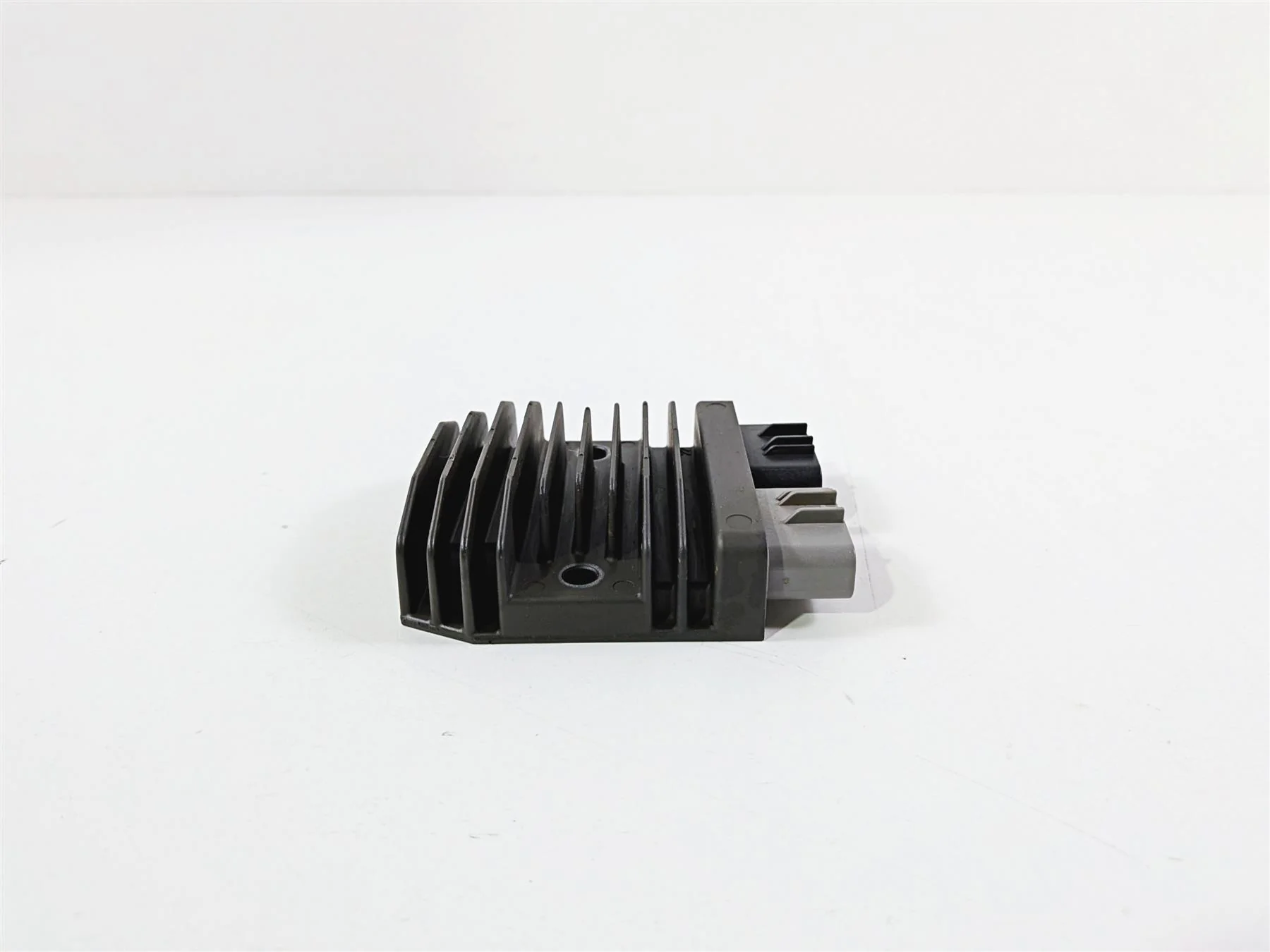 2020 Kawasaki Teryx KRX KRF 1000 Rectifier Voltage Regulator 21066-0771 FH027BA - Image 8