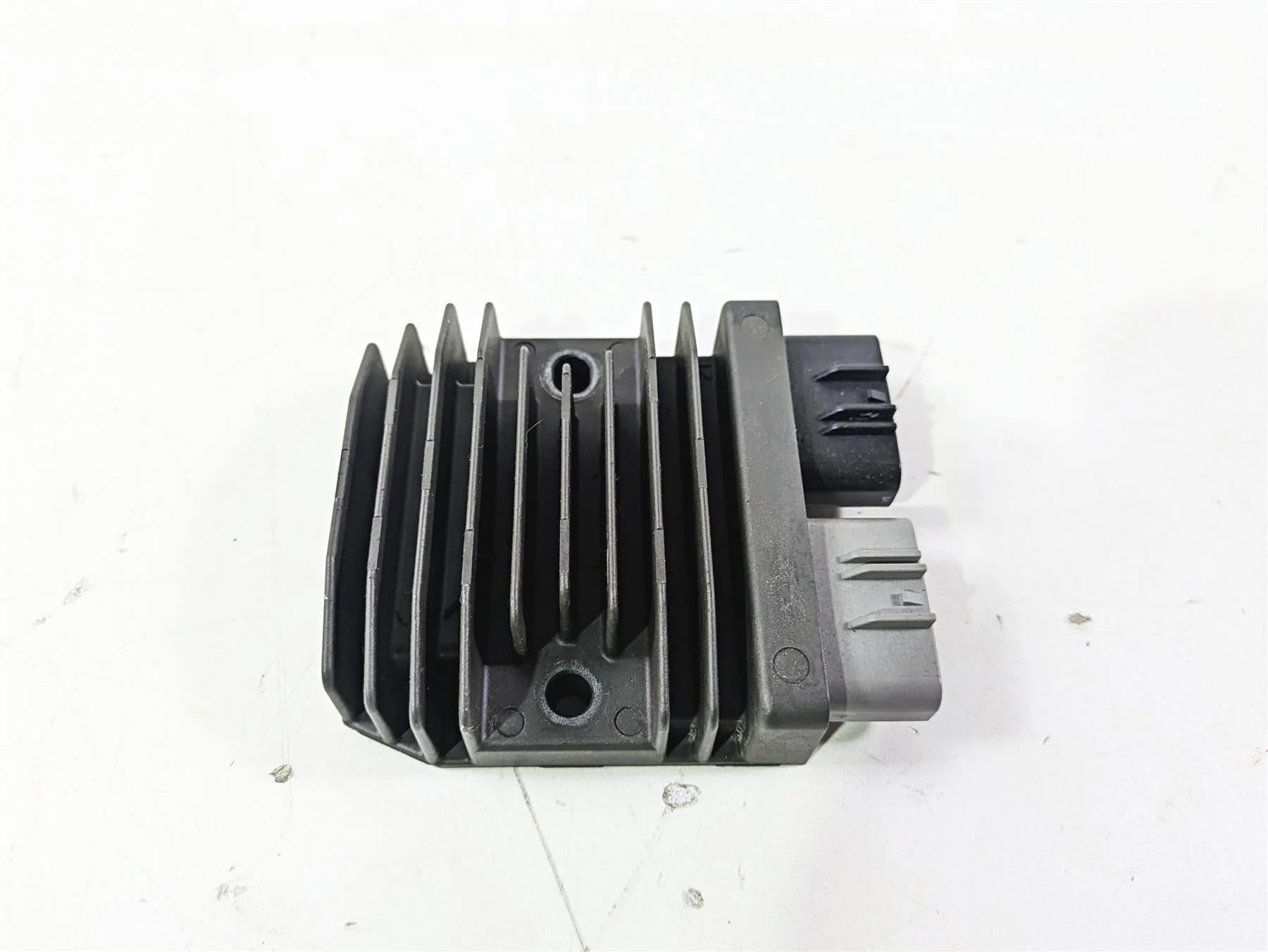 2020 Kawasaki Teryx KRX KRF 1000 Rectifier Voltage Regulator 21066-0771 FH027BA - Image 4