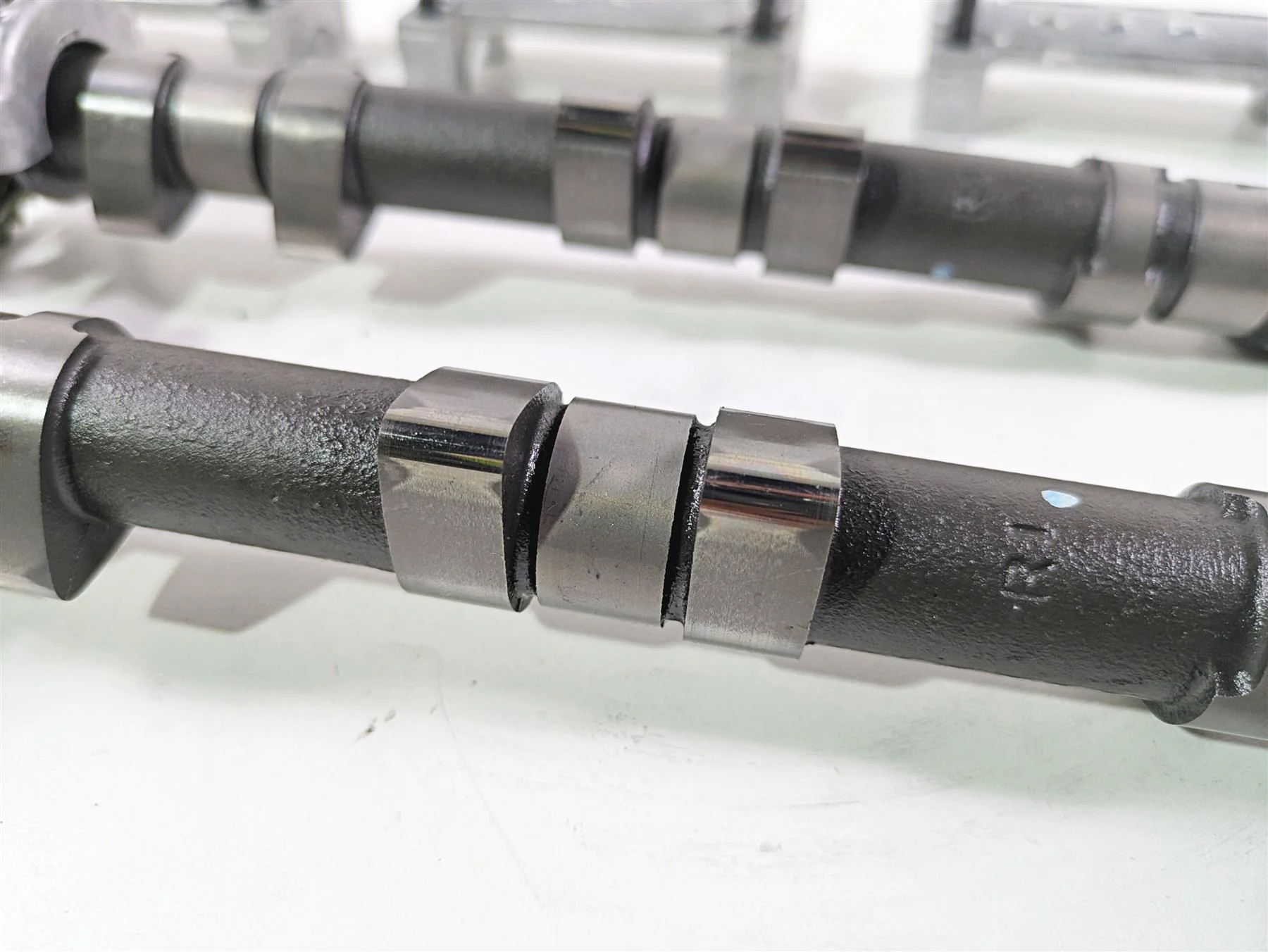 2020 Kawasaki Z900 ZR900 Camshaft Cam Shaft Set 49118-0942 49118-0979 - Image 8