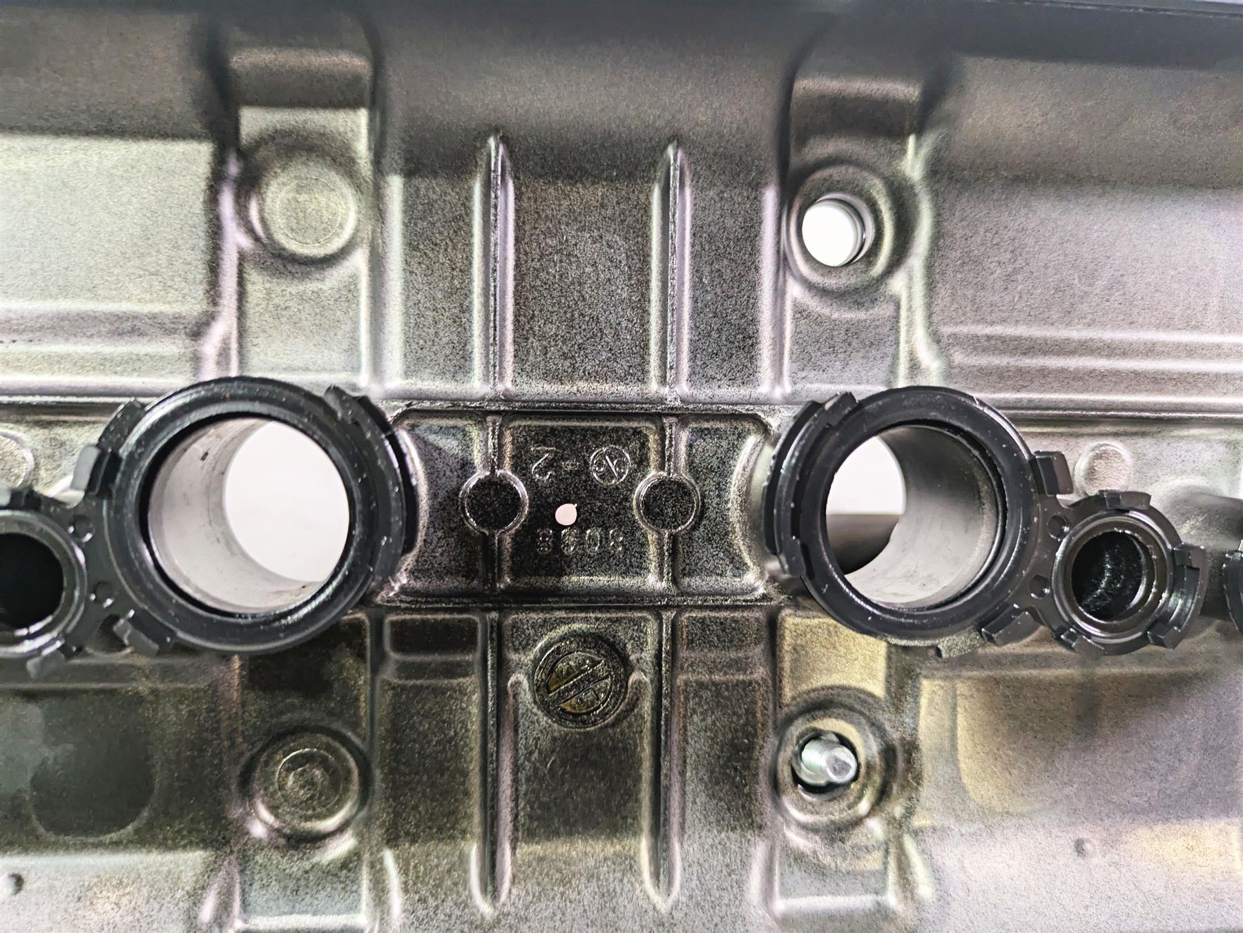 2020 Kawasaki Z900 ZR900 Cylinder Head Top Valve Cover  14093-0521 - Image 10