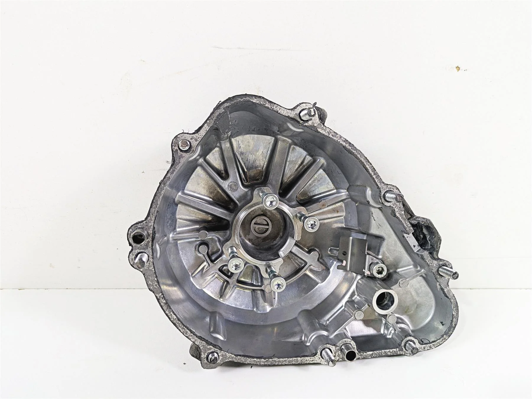 2020 Kawasaki Z900 ZR900 Engine Side Stator Cover 14031-0640 - Image 10