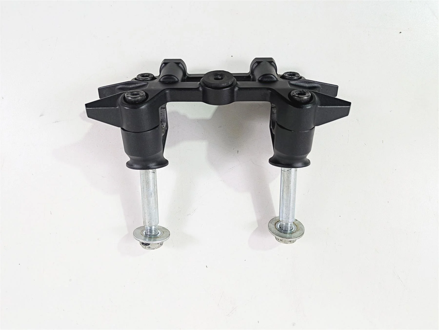 2020 Kawasaki Z900 ZR900 Handlebar Riser Holder Mount Set 46012-0396-18R - Image 5