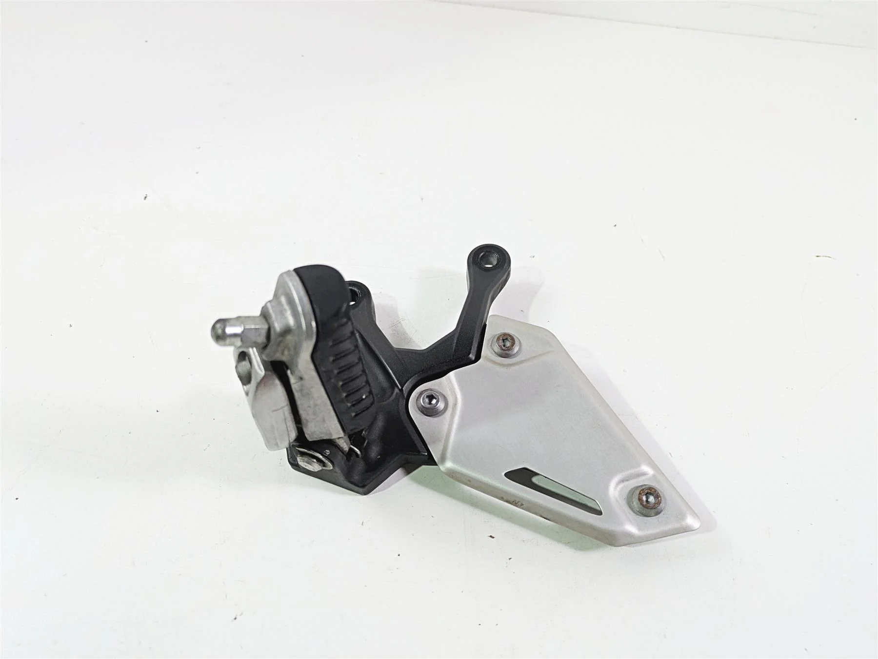 2020 Kawasaki Z900 ZR900 Left Front Foot Peg & Mount 35063-1399-18R - Image 12