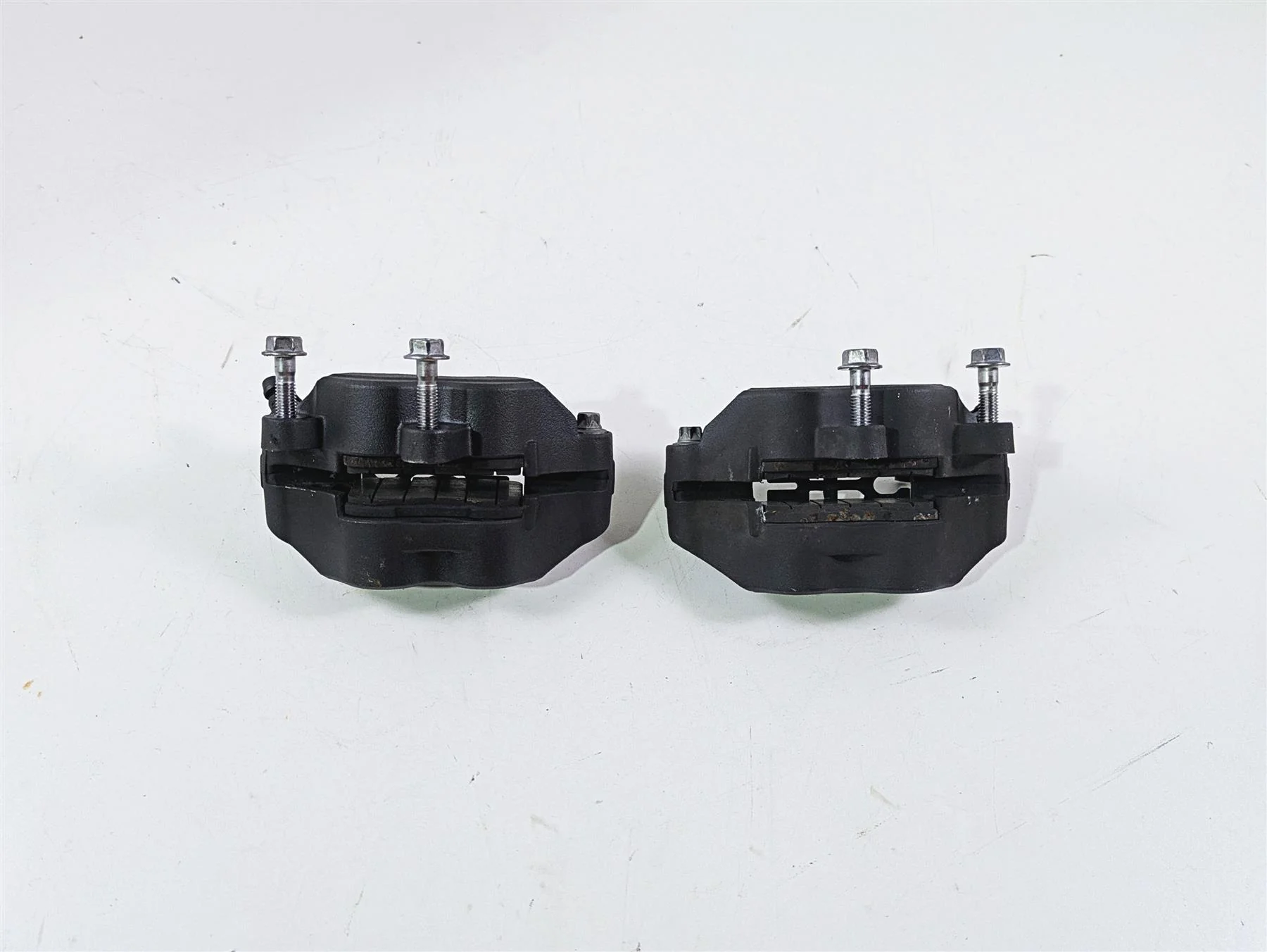 2020 Kawasaki Z900 ZR900 Nissin Front Brake Caliper Set 43080-0130-DJ - Image 10