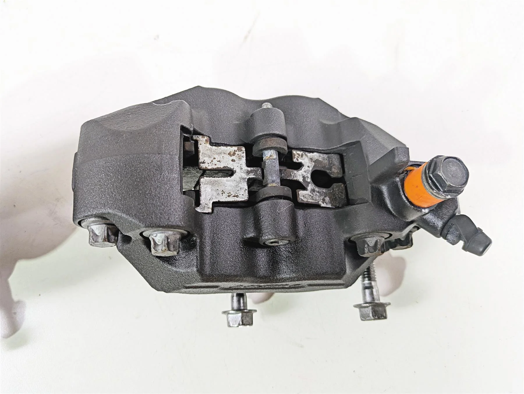 2020 Kawasaki Z900 ZR900 Nissin Front Brake Caliper Set 43080-0130-DJ - Image 6