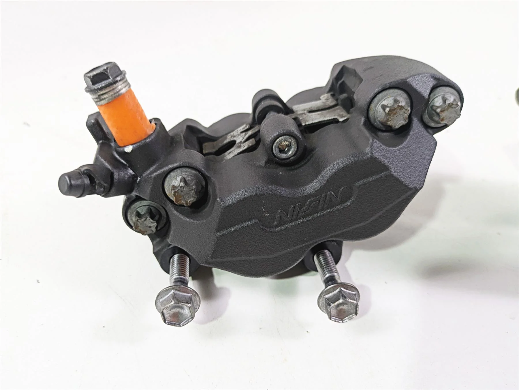 2020 Kawasaki Z900 ZR900 Nissin Front Brake Caliper Set 43080-0130-DJ - Image 8