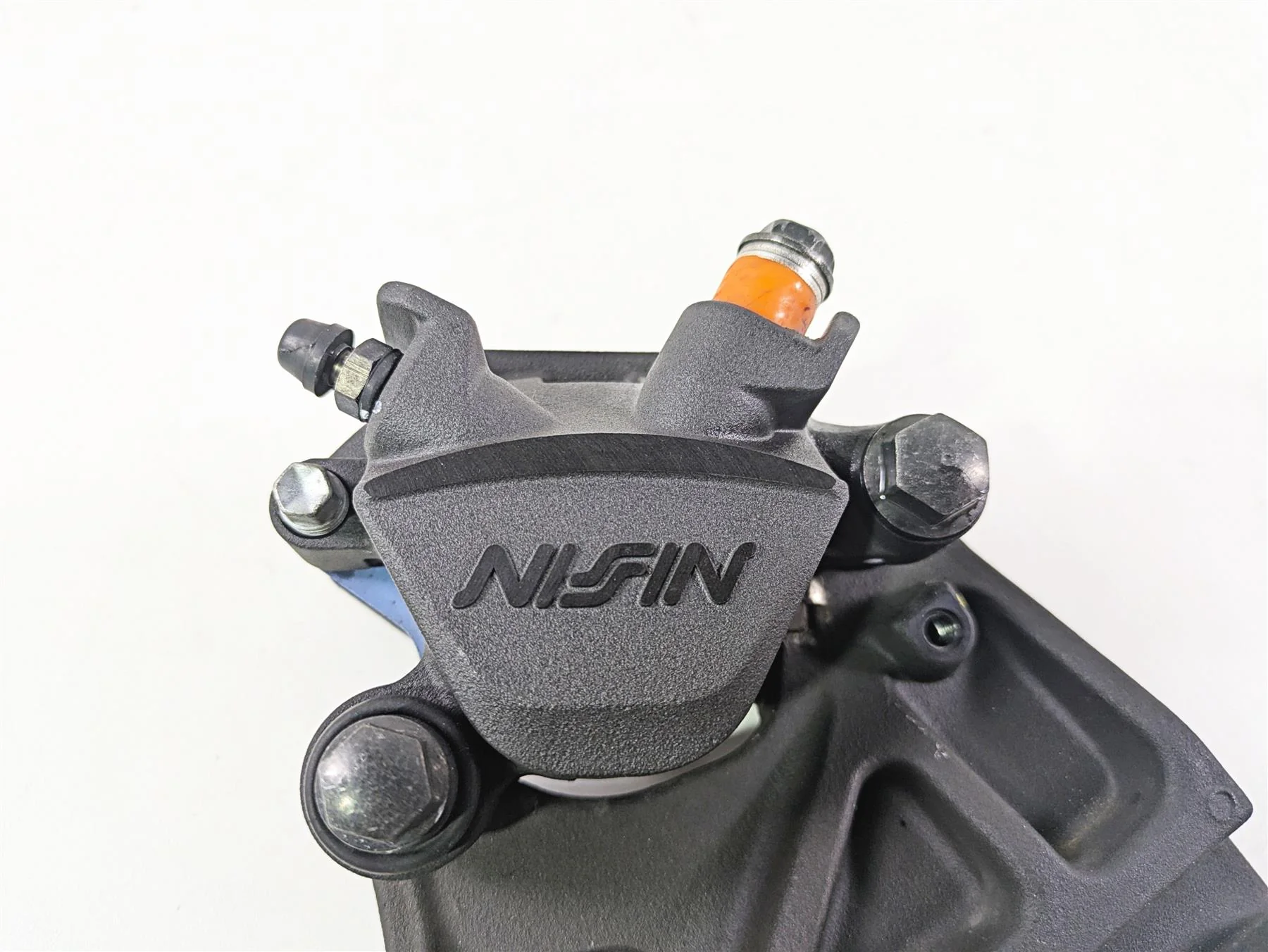 2020 Kawasaki Z900 ZR900 Nissin Rear Brake Caliper & Bracket Set 43080-0156-DJ - Image 7