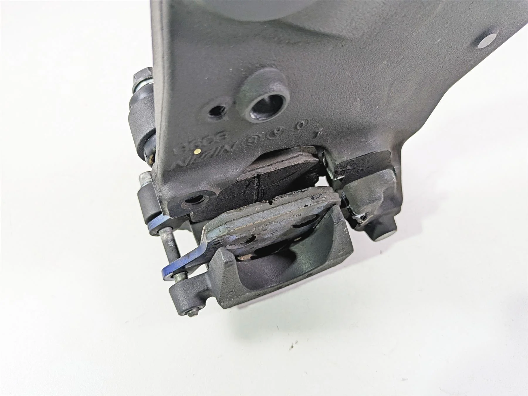 2020 Kawasaki Z900 ZR900 Nissin Rear Brake Caliper & Bracket Set 43080-0156-DJ - Image 8