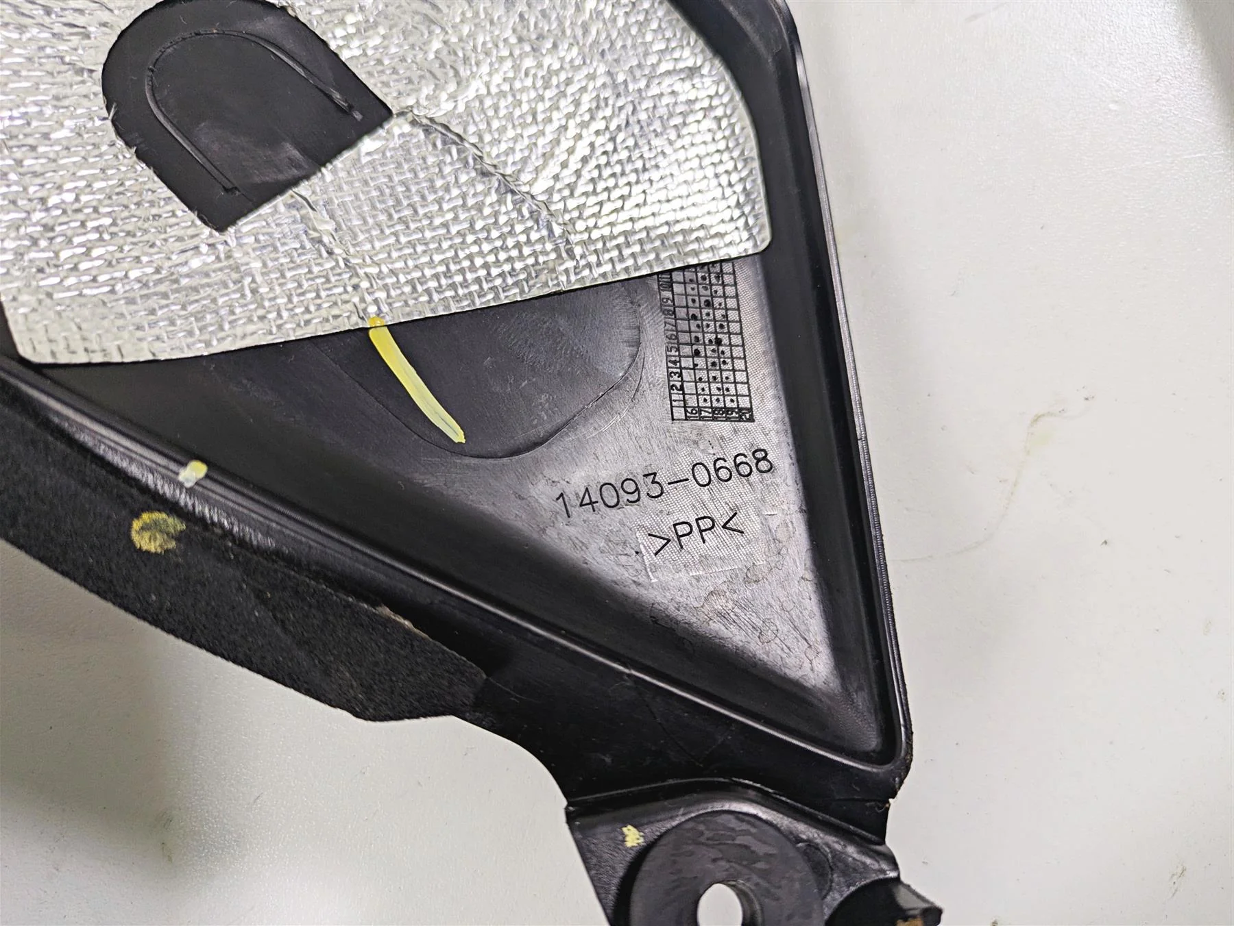 2020 Kawasaki Z900 ZR900 Oem & Xxun Moto Plastic Infill Set 7058 14093-0667 - Image 12