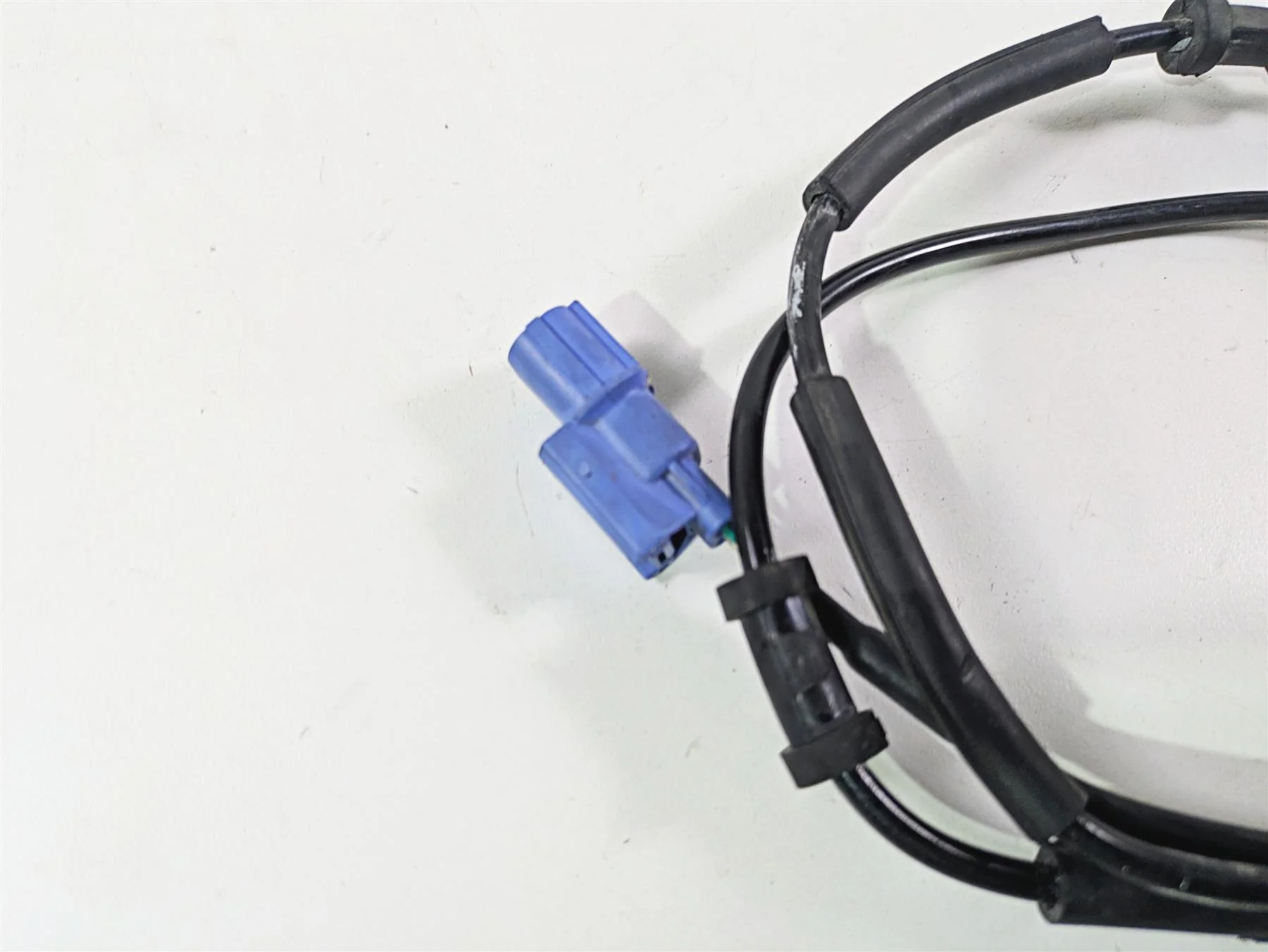 2020 Kawasaki Z900 ZR900 Rear Abs Brake Wheel Speed Sensor 21176-0912 - Image 7
