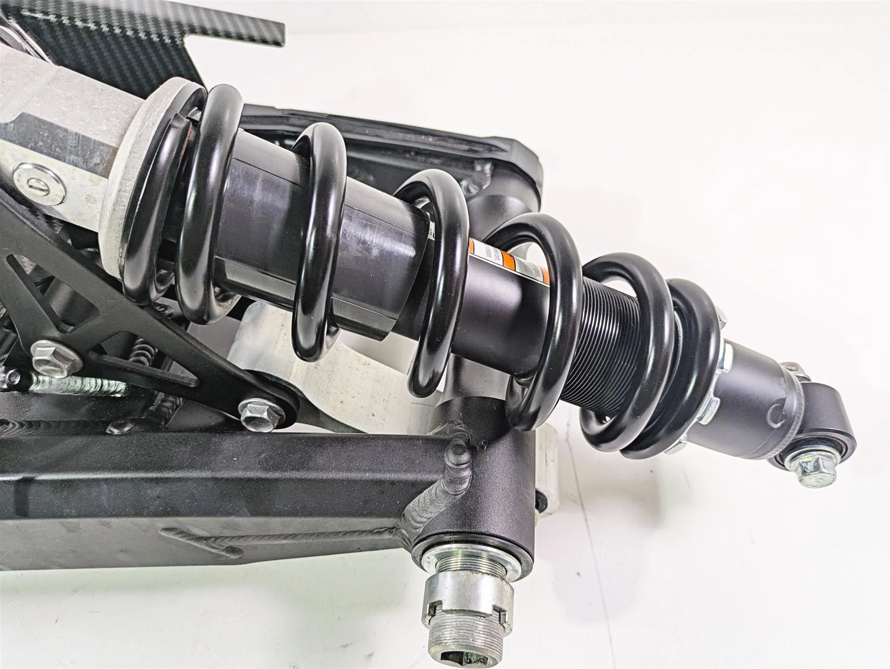2020 Kawasaki Z900 ZR900 Swingarm Shock & Linkage Set 33001-0732-18R - Image 6