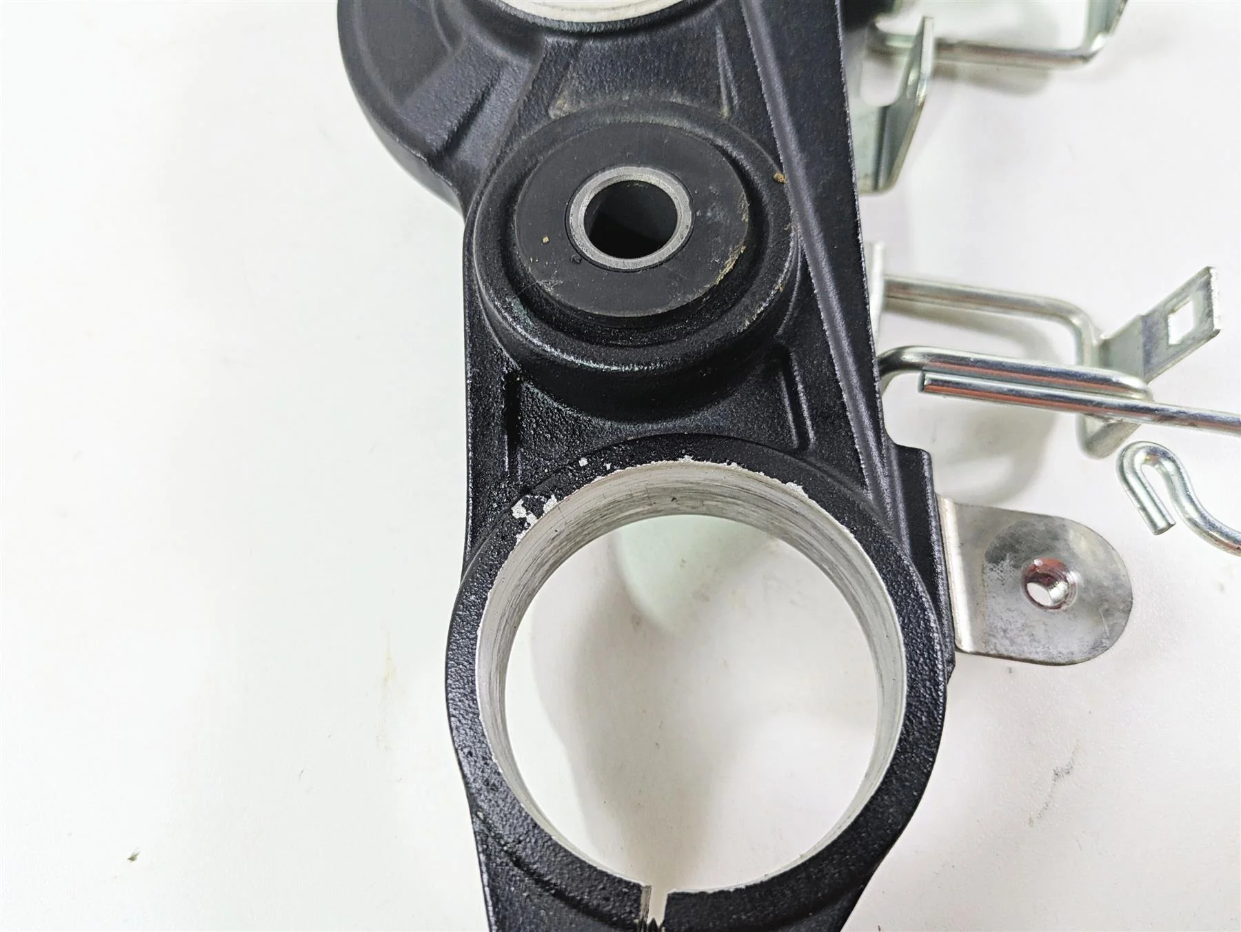 2020 Kawasaki Z900 ZR900 Upper Triple Tree Steering Clamp 44039-0167-18R - Image 9