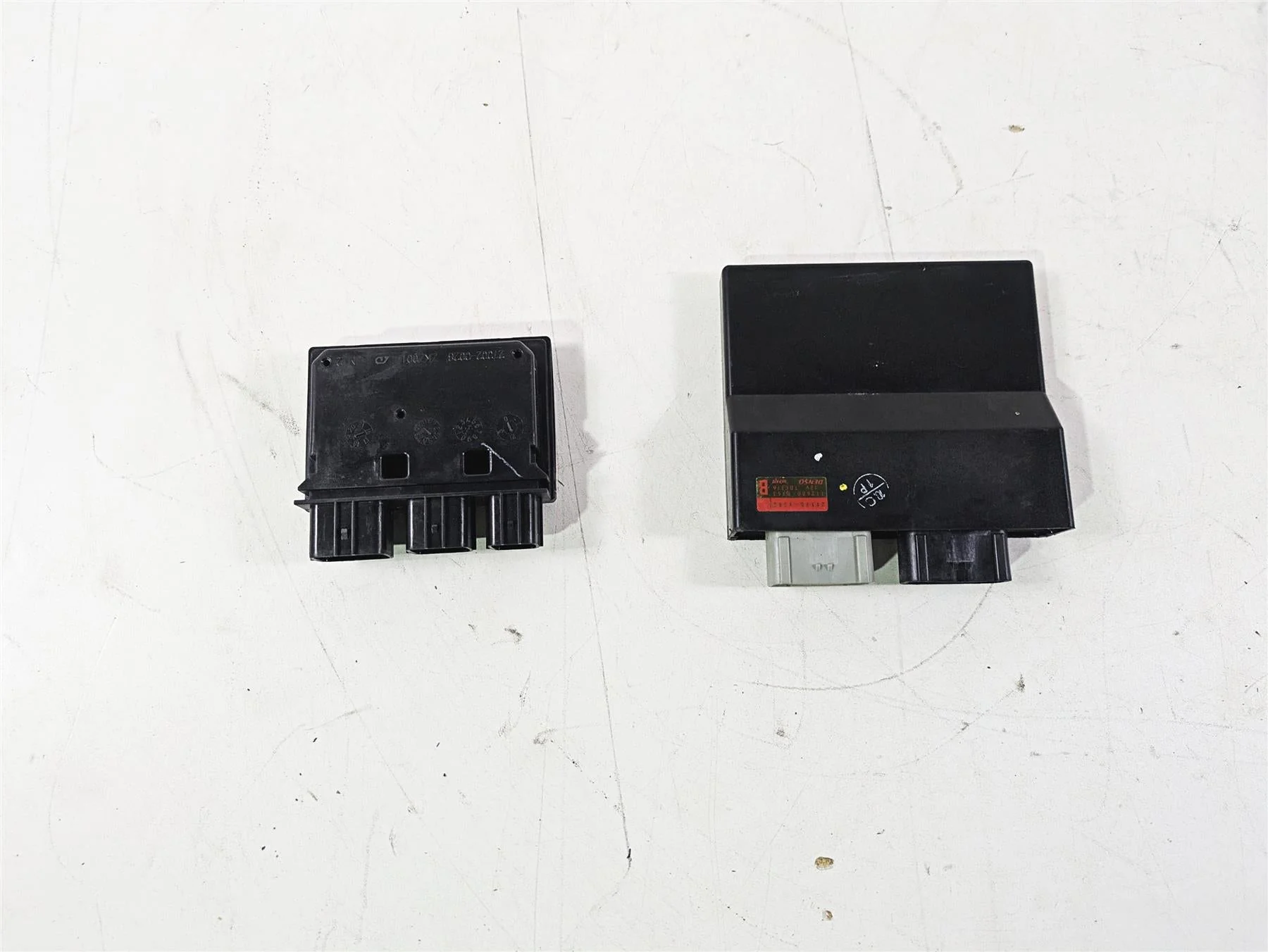 2020 Kawasaki ZX6R Ninja Cdi Ecu Ecm Engine Control Module & Relay 21175-1395 - Image 3