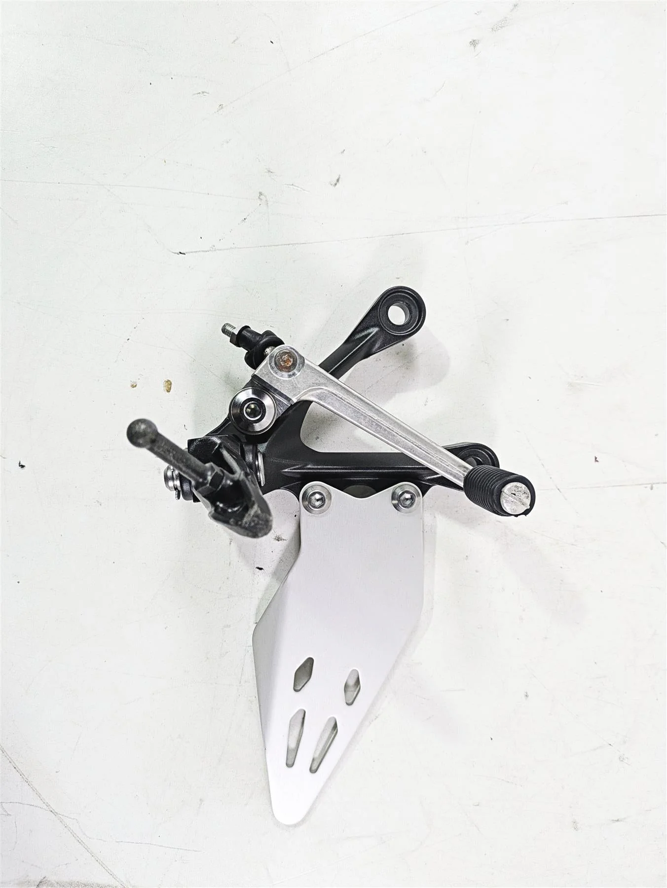 2020 Kawasaki ZX6R Ninja Left Footpeg Foot Peg Shifter Lever 35063-0160-18R - Image 5
