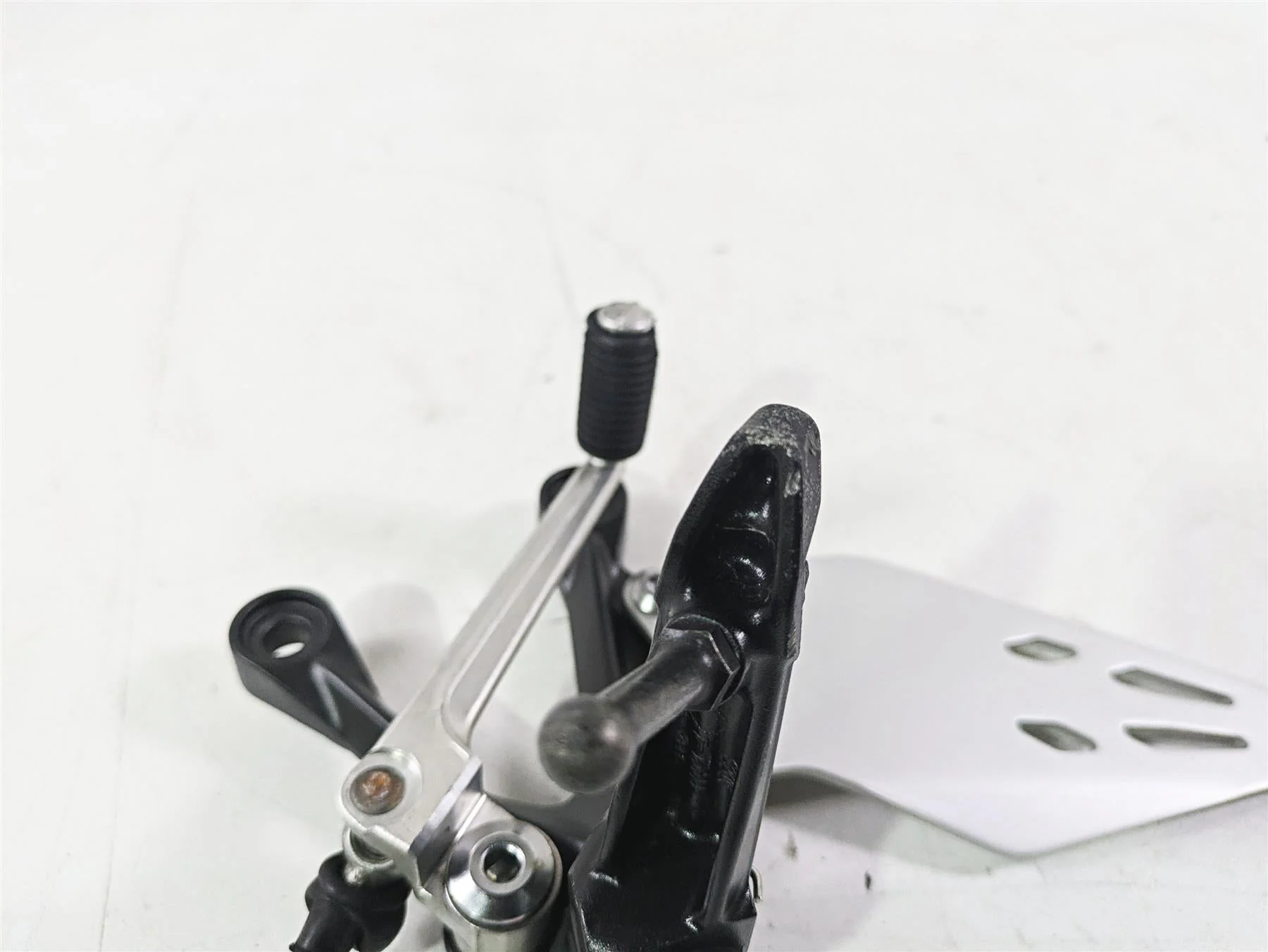 2020 Kawasaki ZX6R Ninja Left Footpeg Foot Peg Shifter Lever 35063-0160-18R - Image 8