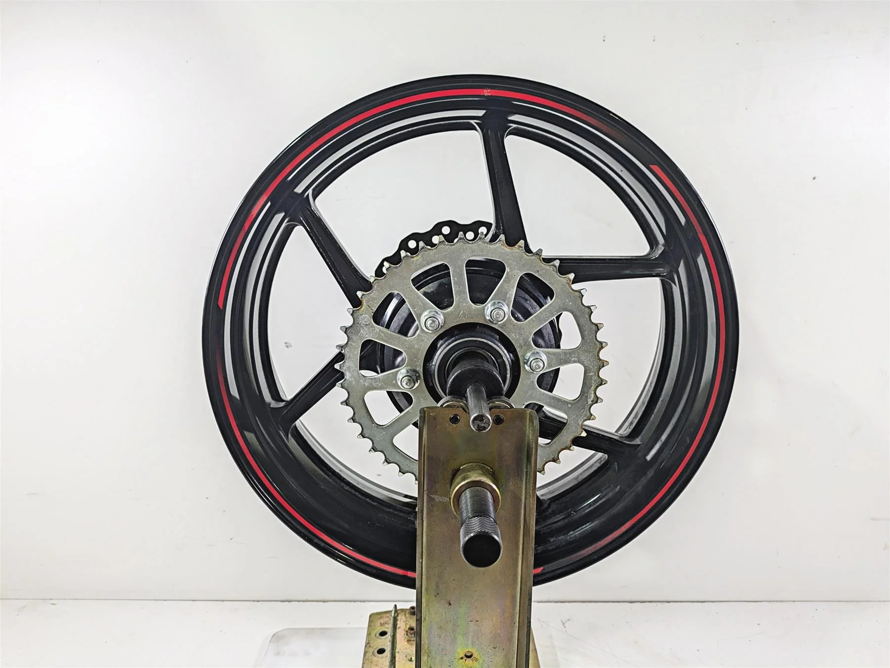 2020 Kawasaki ZX6R Ninja Straight Rear Wheel Rim 17x5.5 41073-0729-18F - Image 4