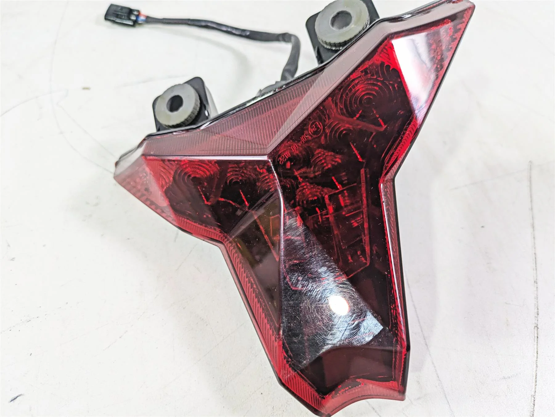2020 Kawasaki ZX6R Ninja Taillight Tail Light Lamp 23025-0373 23025-0385 - Image 2