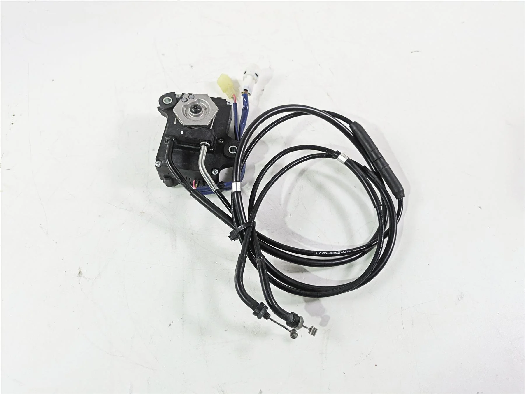 2020 Kawasaki ZX6R ZX636 Ninja Denso Exhaust Servo Motor Actuator 21174-0009 - Image 2