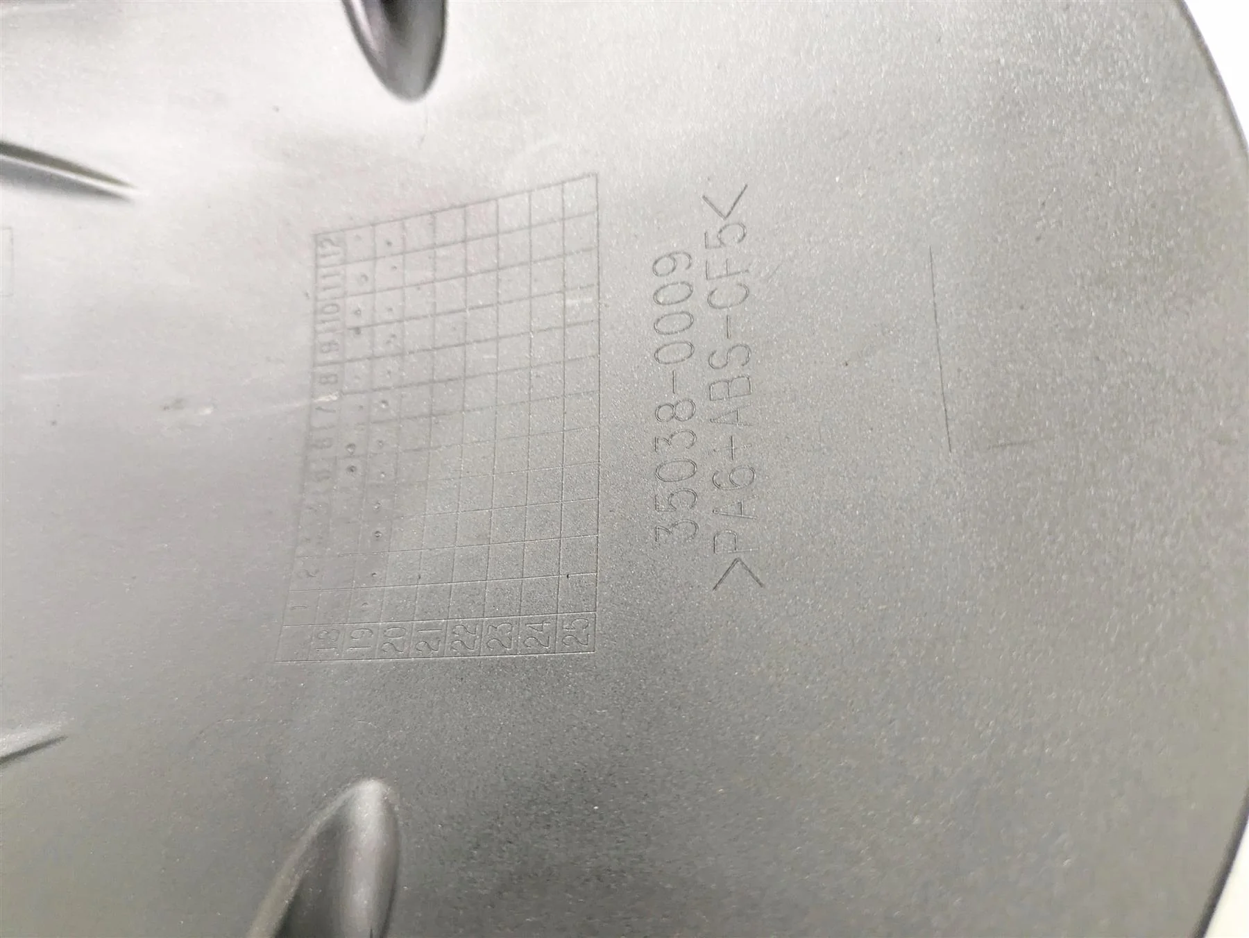 2020 Kawasaki ZX6R ZX636 Ninja Front Fender 35038-0009 - Image 12