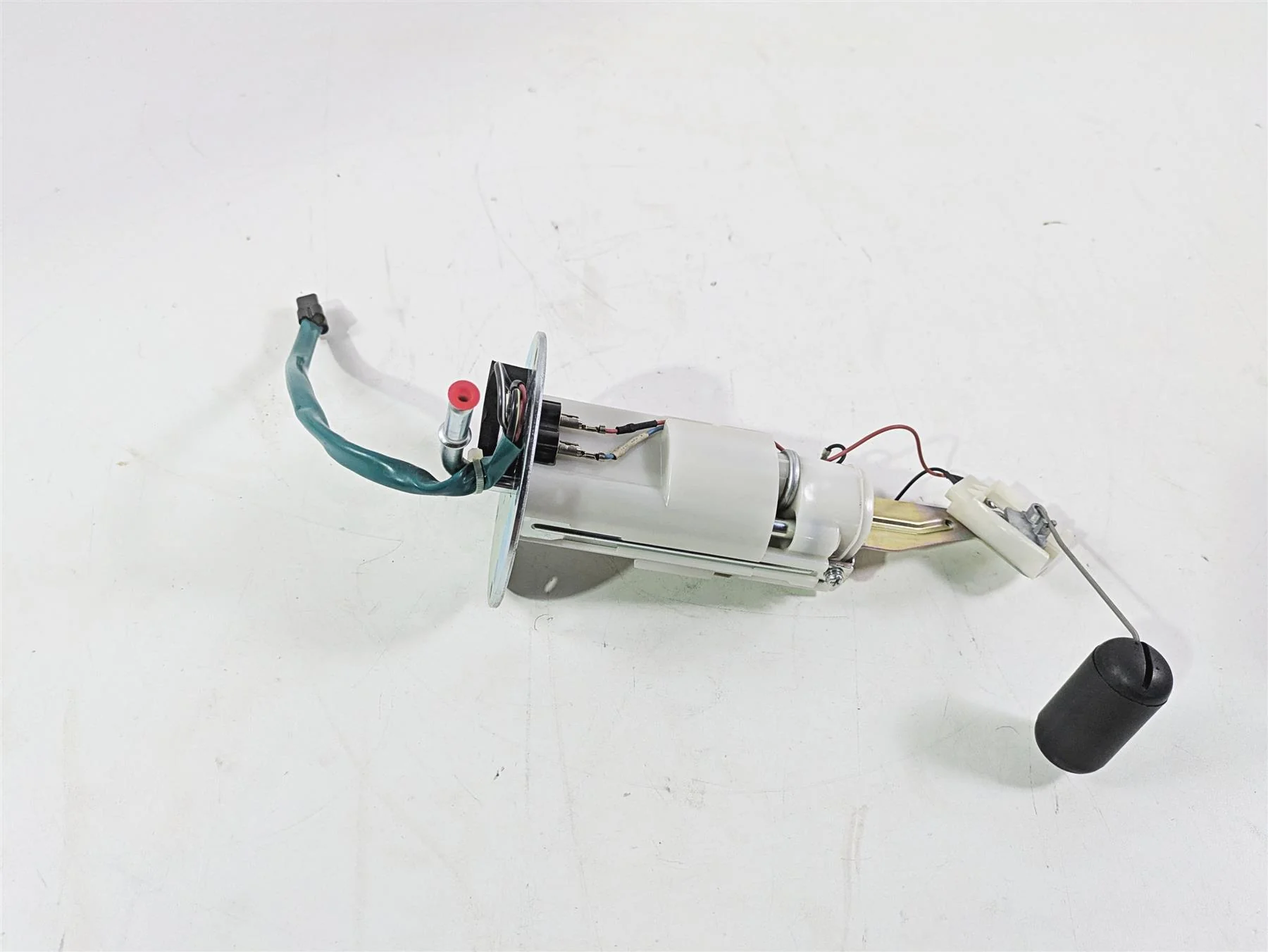 2020 Kawasaki ZX6R ZX636 Ninja Fuel Gas Petrol Pump - Tested 49040-0779 - Image 3