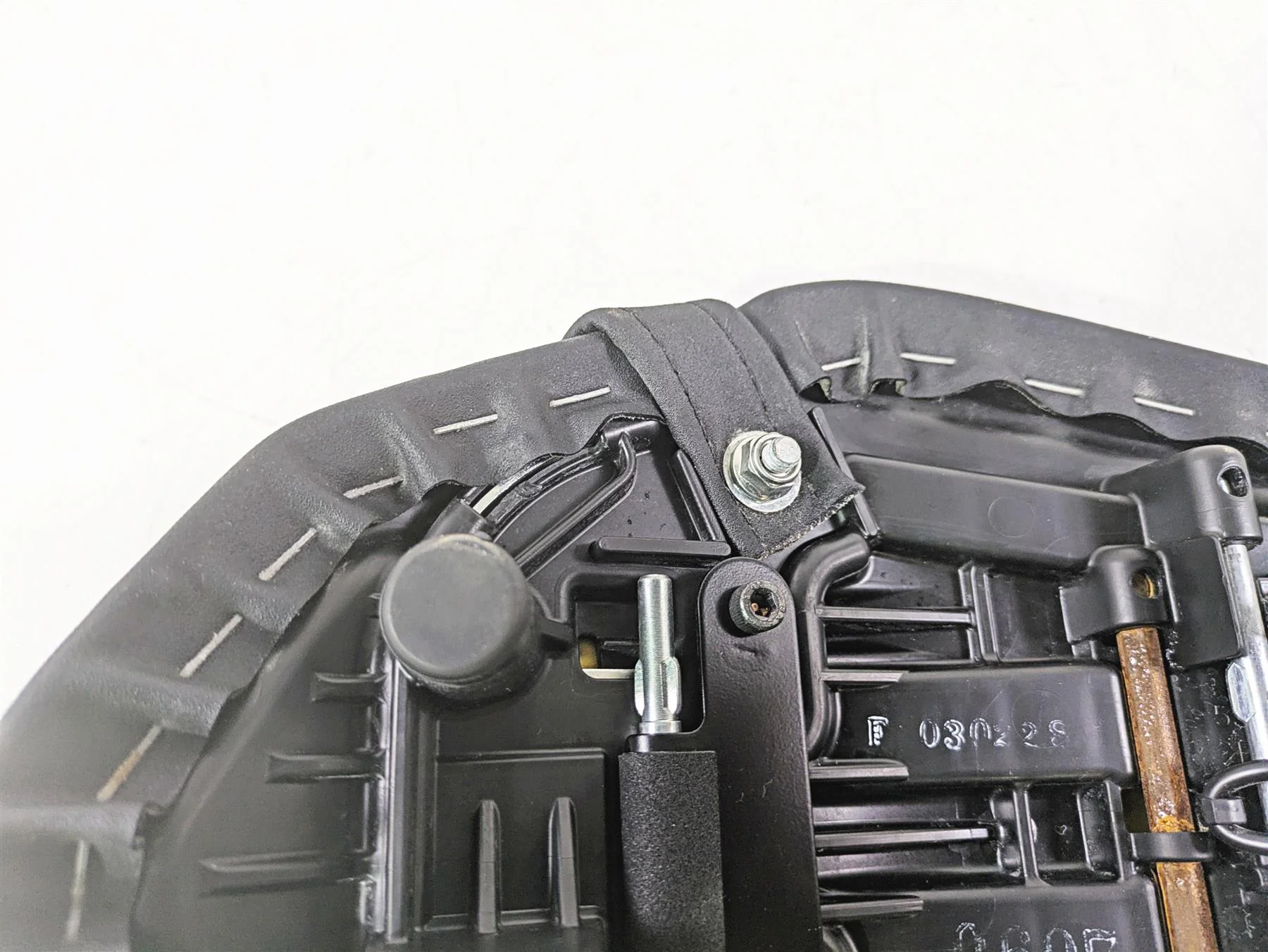 2020 Kawasaki ZX6R ZX636 Ninja Rear Passenger Seat Saddle 53066-0607-12Y - Image 10
