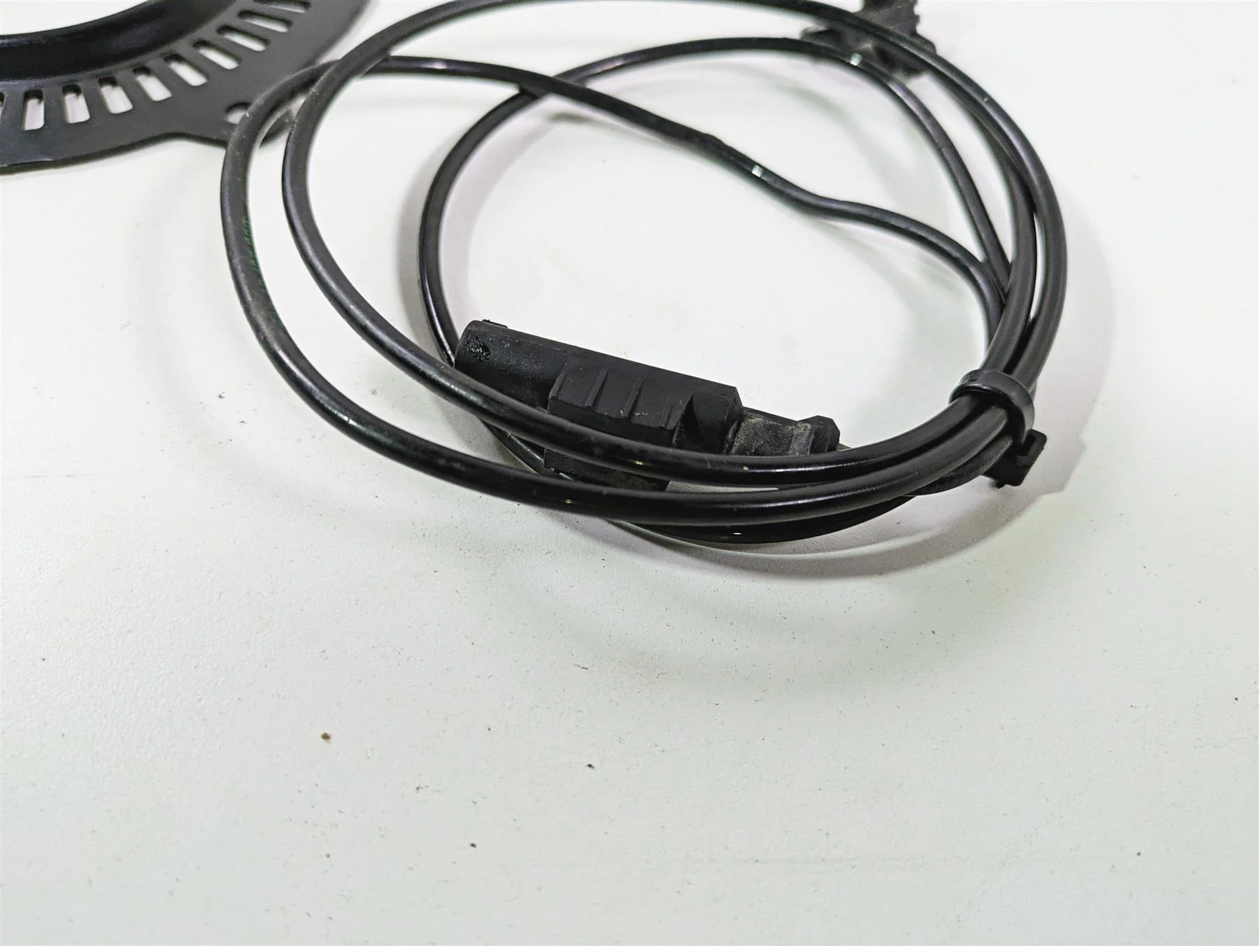 2020 KTM 1290 Super Adventure R Front Abs Brake Wheel Speed Sensor 76042125000 - Image 12