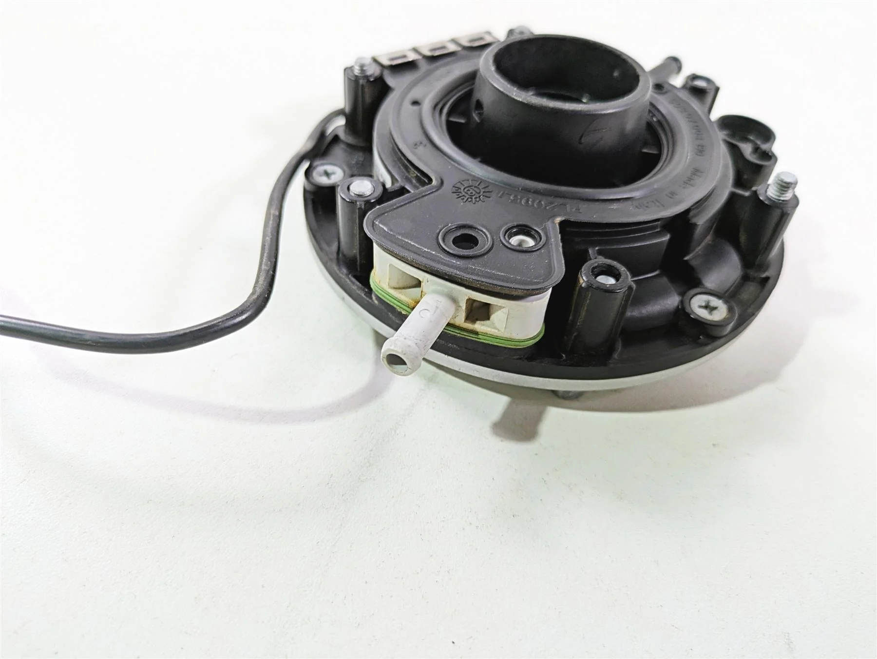 2020 KTM 1290 Super Adventure R Keyless Fuel Gas Tank Lid 60707008000 - Image 6