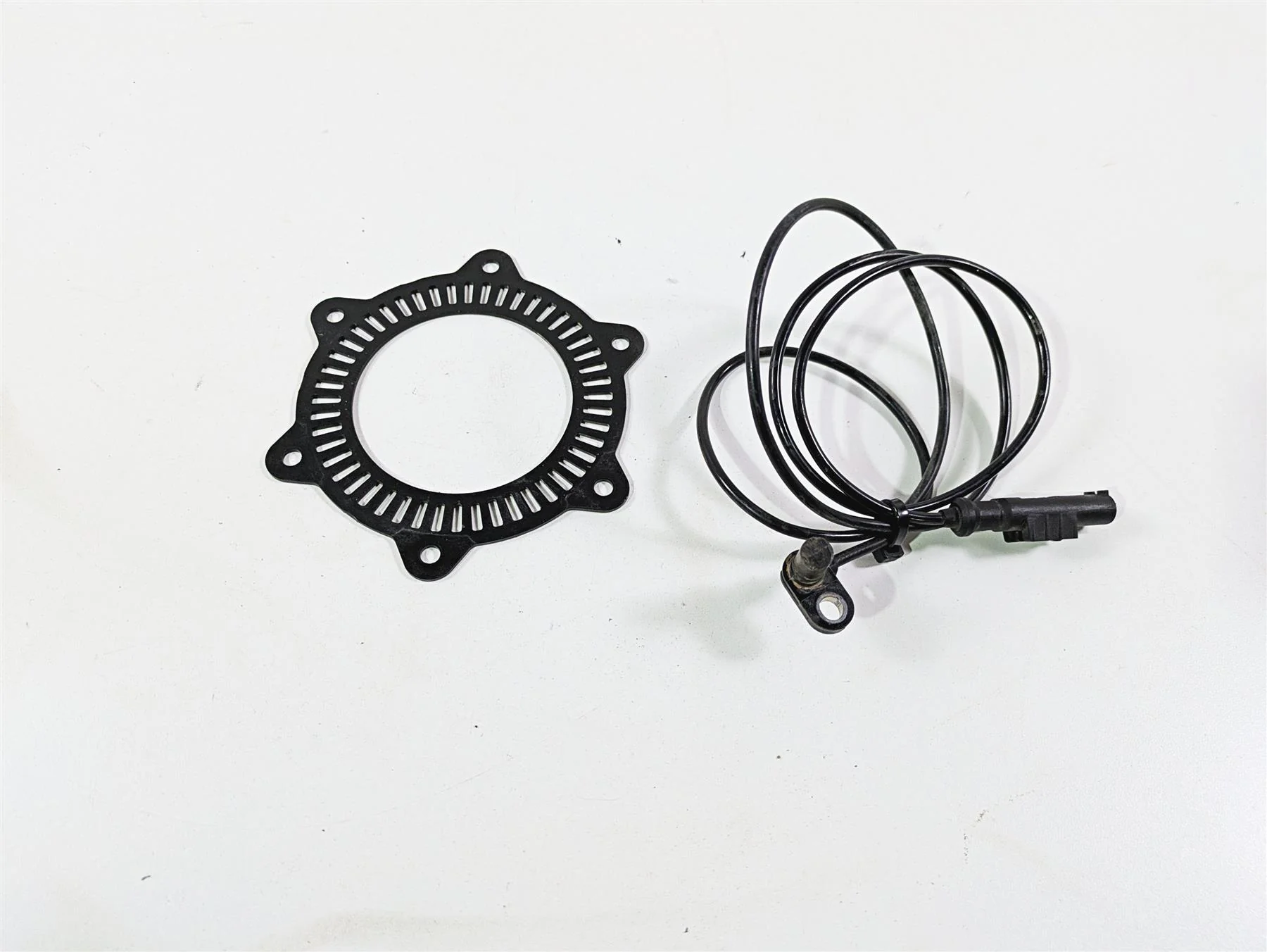 2020 KTM 1290 Super Adventure R Rear Abs Brake Wheel Speed Sensor 76042125000 - Image 7