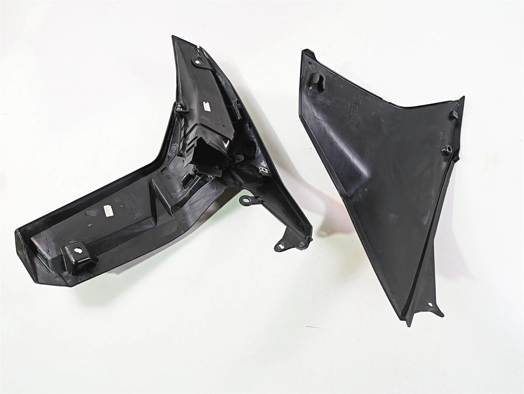 2020 KTM 1290 Super Adventure R Right Tank Fairing Cover Set 60708051000 - Image 12