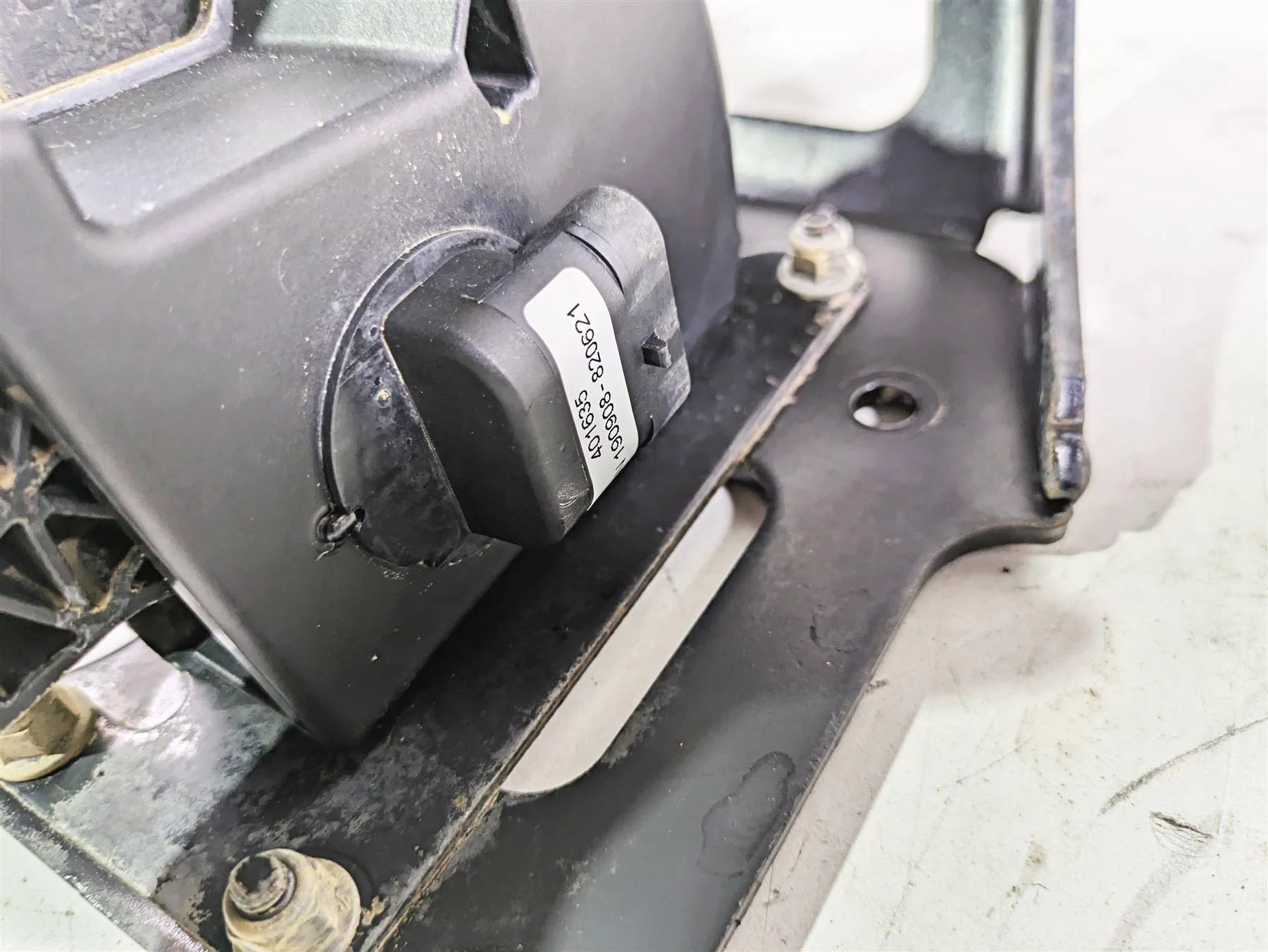 2020 Polaris General 1000 EPS Accelerator & Brake Pedal 4015711 1021765 - Image 5