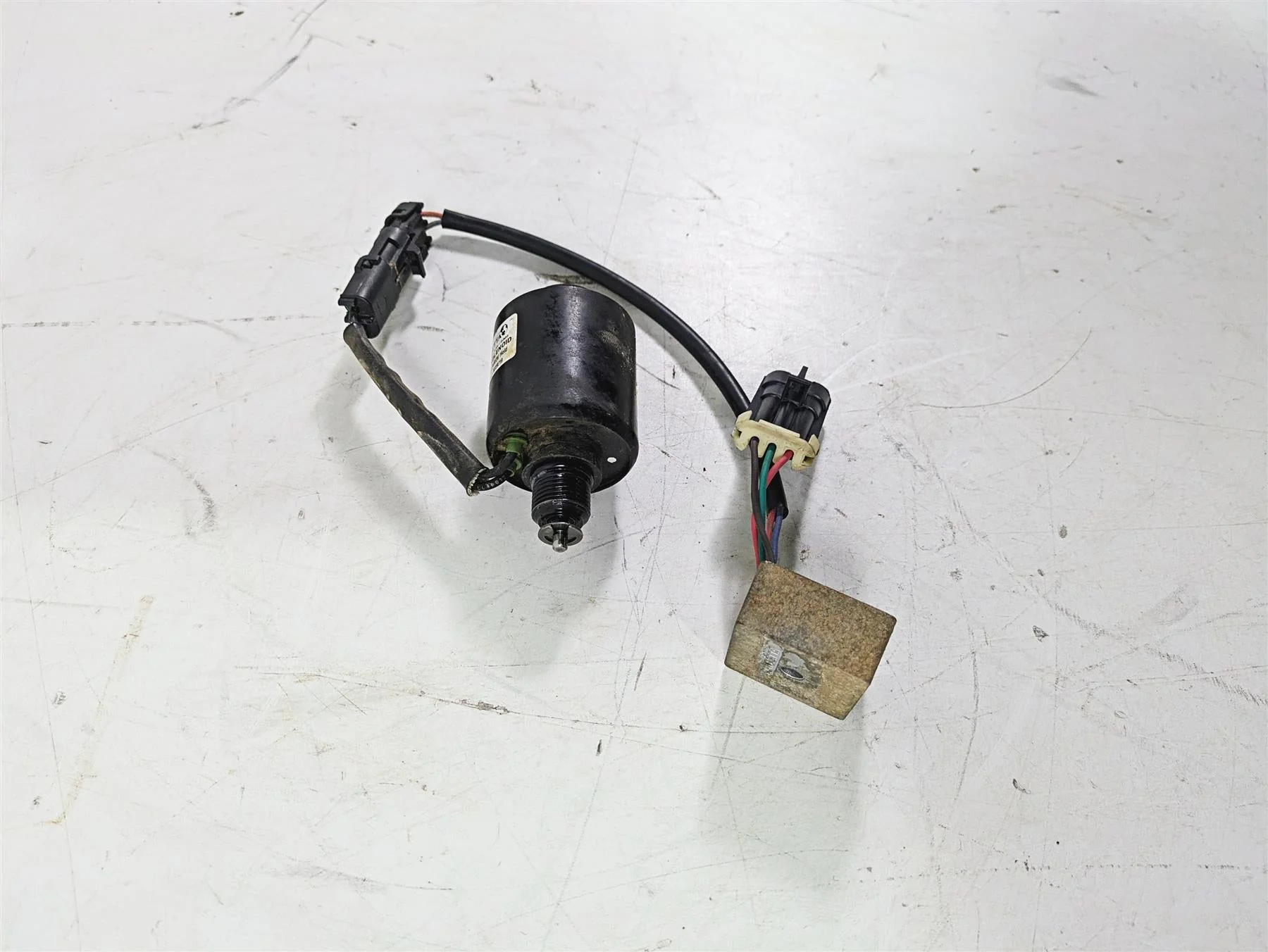 2020 Polaris General 1000 EPS Differential Lock Solenoid Relay Q613-A20 4012829 - Image 2