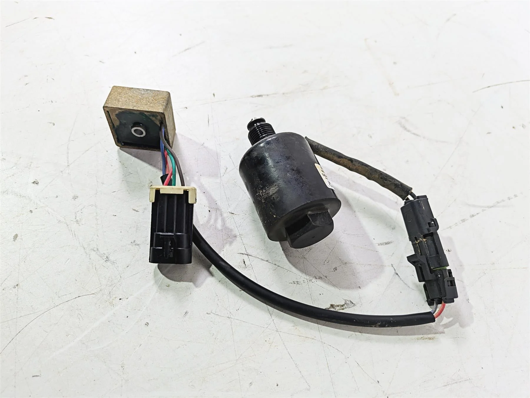 2020 Polaris General 1000 EPS Differential Lock Solenoid Relay Q613-A20 4012829 - Image 3