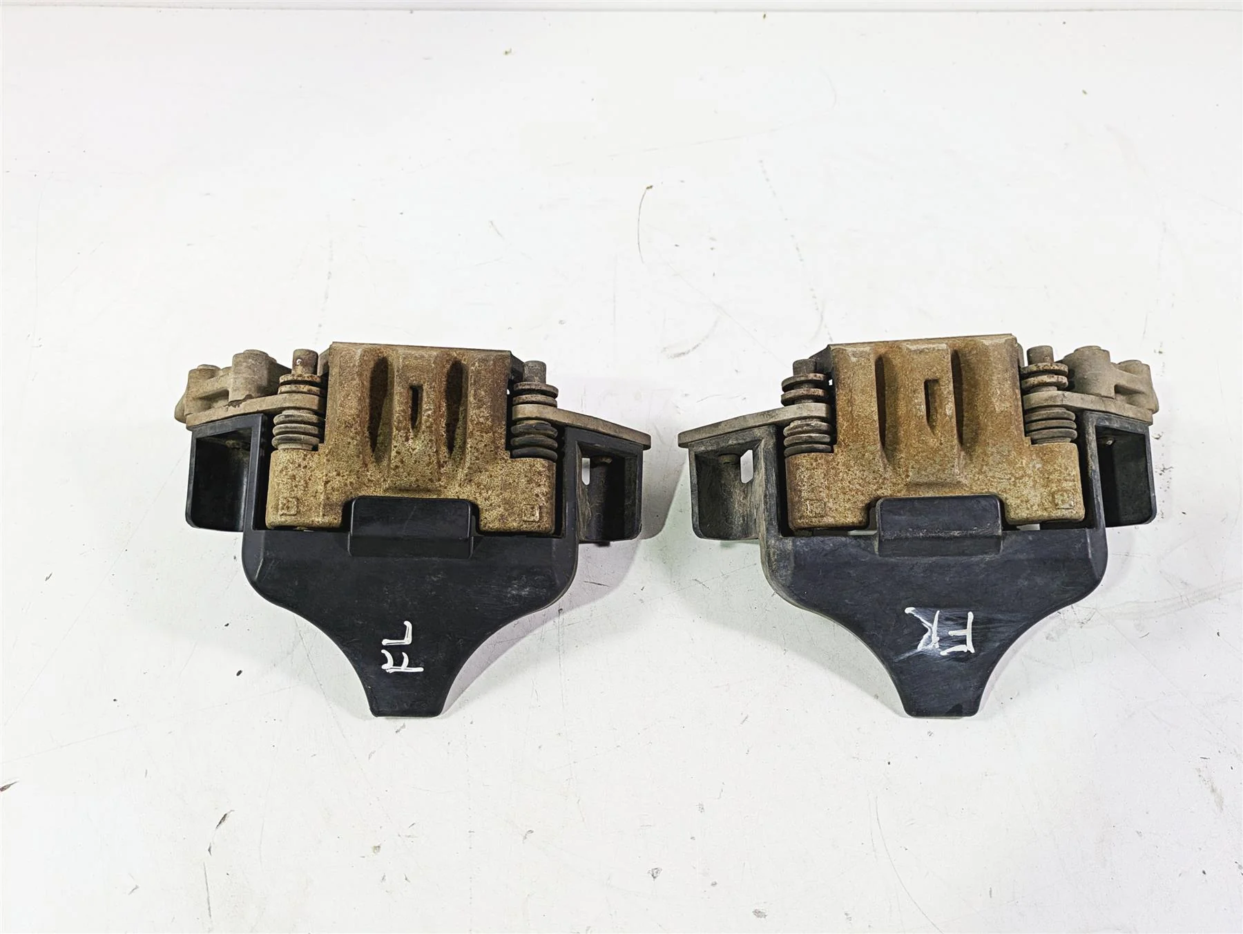 2020 Polaris General 1000 EPS Front Brake Caliper Set 1913060 1913061 - Image 11