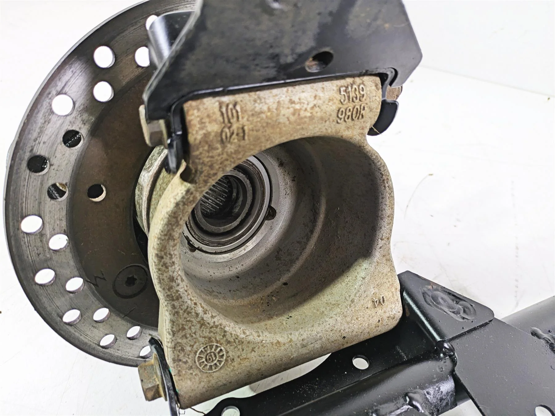 2020 Polaris General 1000 EPS Rear Right Knee Assembly 1021415 1021413 5139980 - Image 4