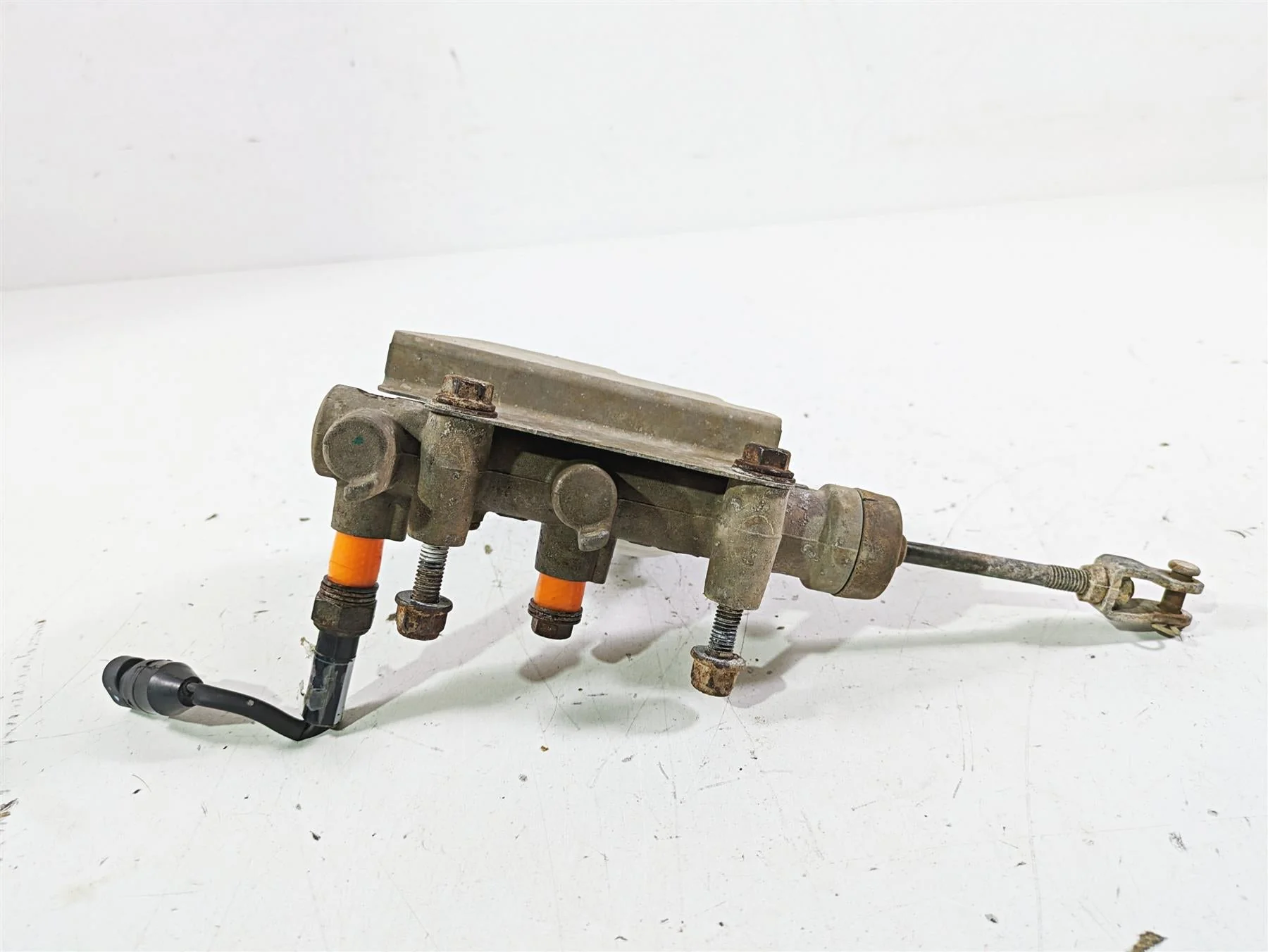 2020 Polaris RZR 900 S  Main Brake Master Cylinder Hayes 1911982 - Image 5