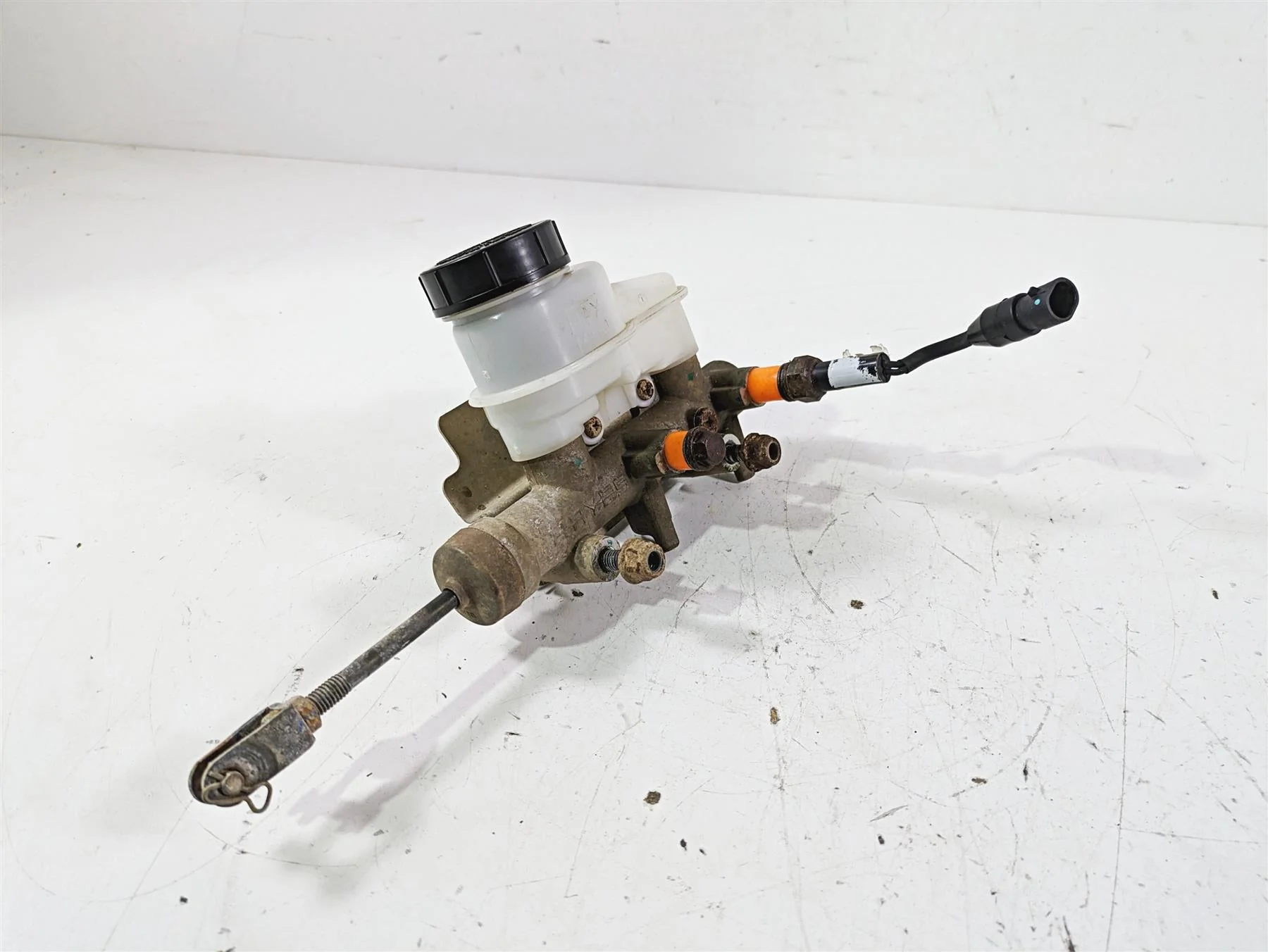 2020 Polaris RZR 900 S  Main Brake Master Cylinder Hayes 1911982 - Image 9