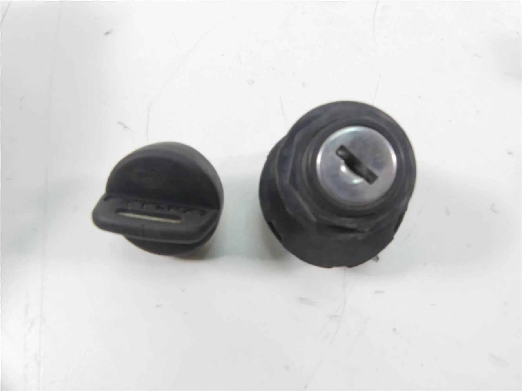 2020 Polaris RZR RS1 1000 Ignition Light Awd Switch Key Set 4016058 4014673 - Image 5